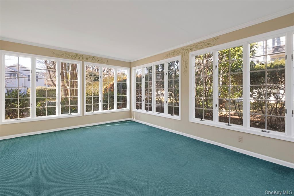 #6 photo, 695 Hunt Lane, Manhasset , NY 11030