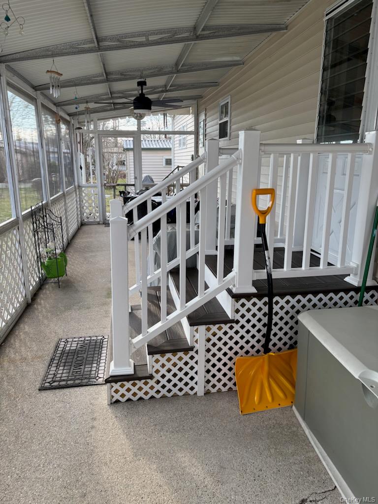 #5 photo, 1661 Old Country Road, Саффолк ‖ Riverhead , NY 11901