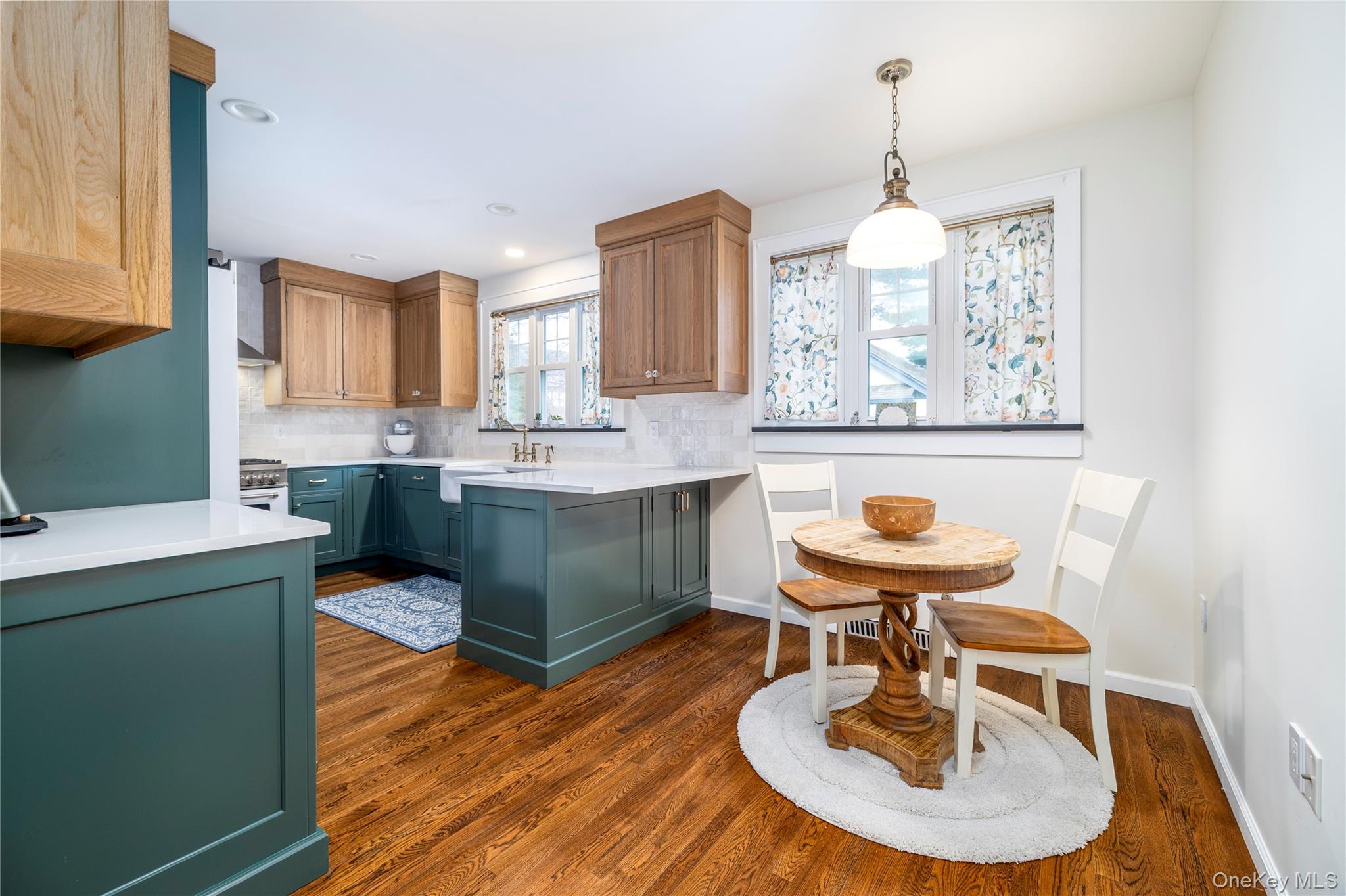 #10 photo, 17 Roxbury Road, ناسو Rockville Centre , NY 11570