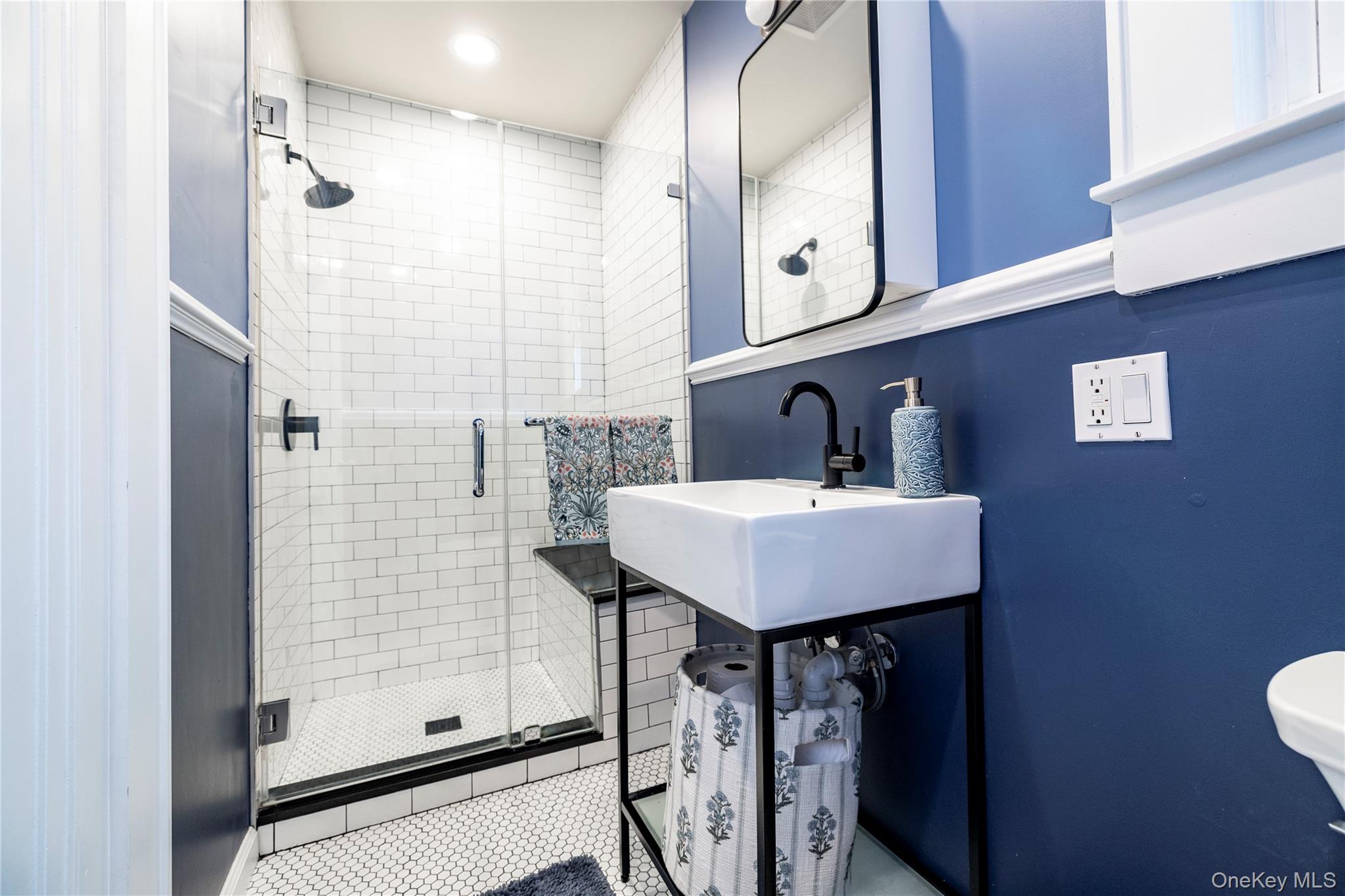 #12 photo, 17 Roxbury Road, ناسو Rockville Centre , NY 11570