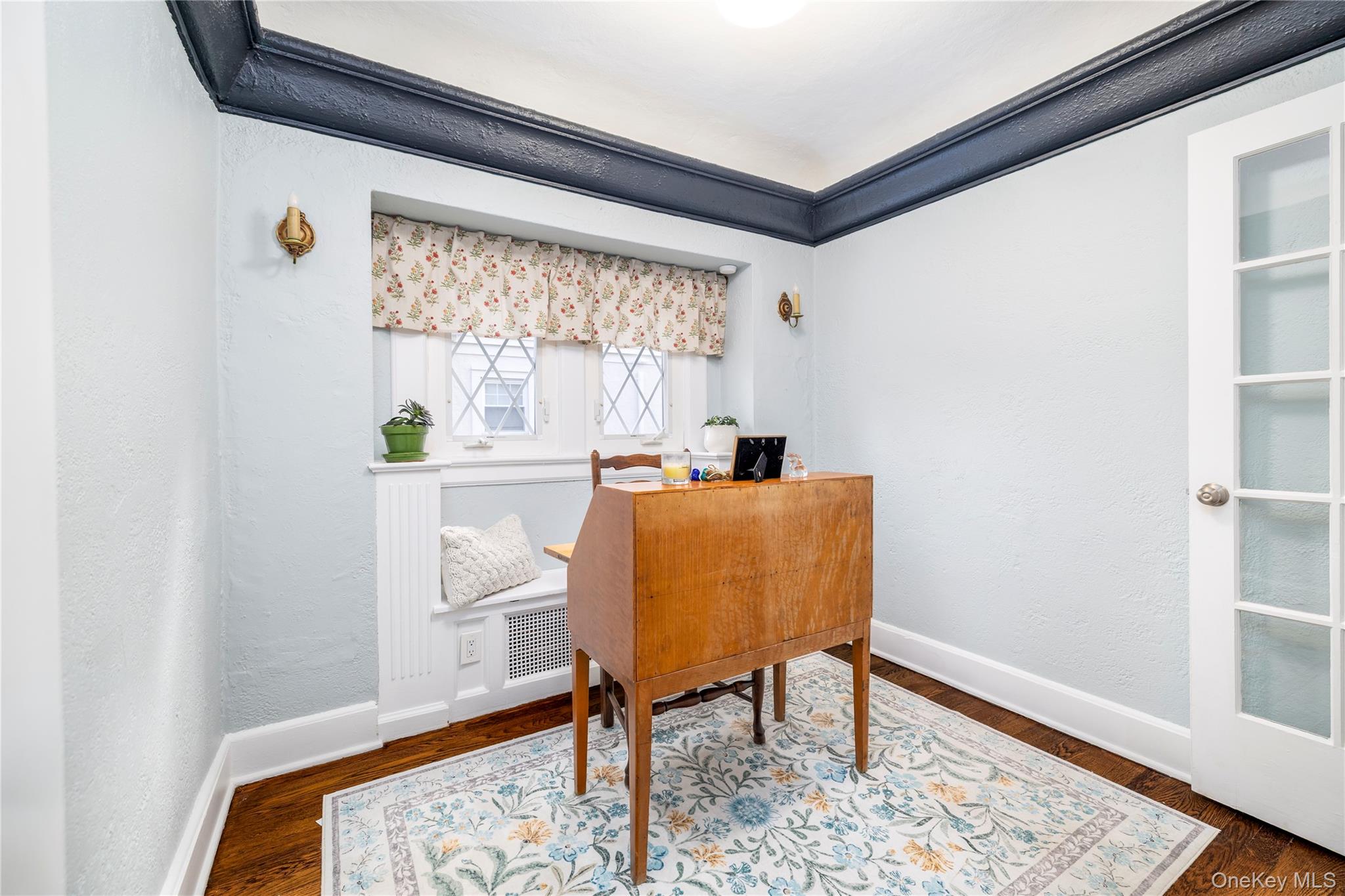 #13 photo, 17 Roxbury Road, ناسو Rockville Centre , NY 11570