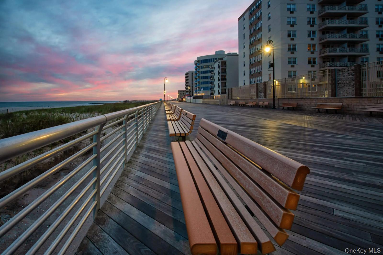 #3 photo, 245 W Chester Street, 롱 아일랜드 Long Beach , NY 11561