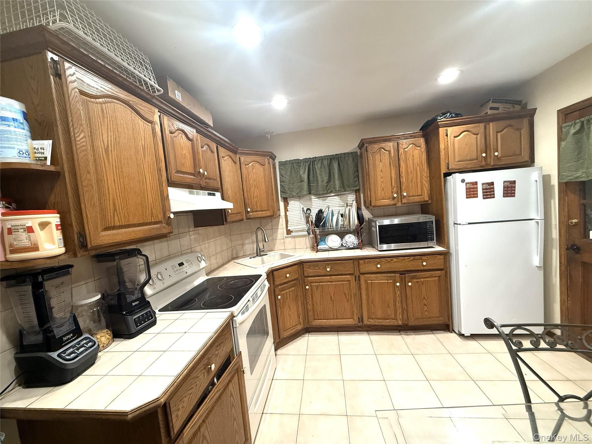 #5 photo, 7 Clarissa Drive, Hicksville , NY 11801