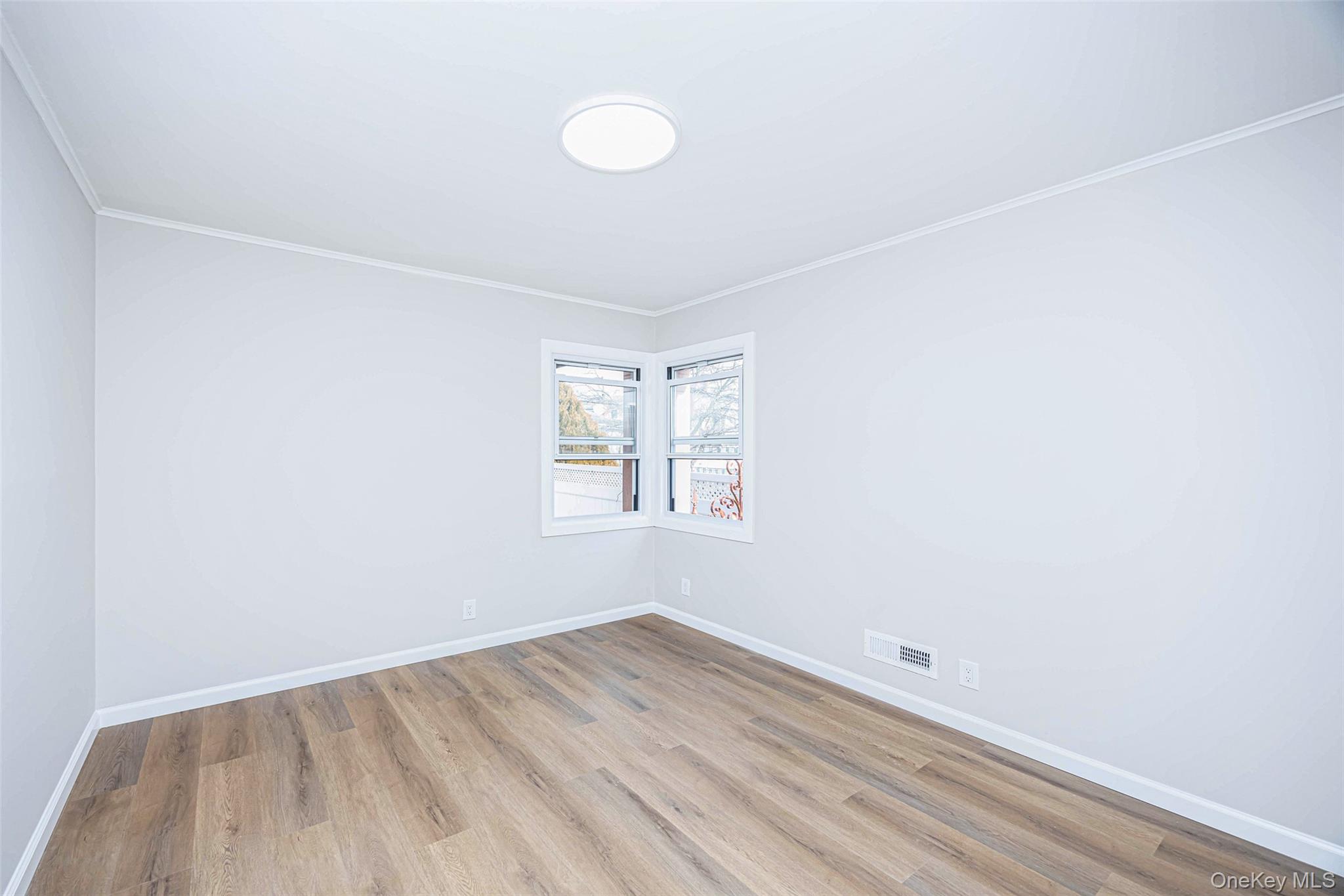 #17 photo, 157-19 16th Avenue, Whitestone , NY 11357