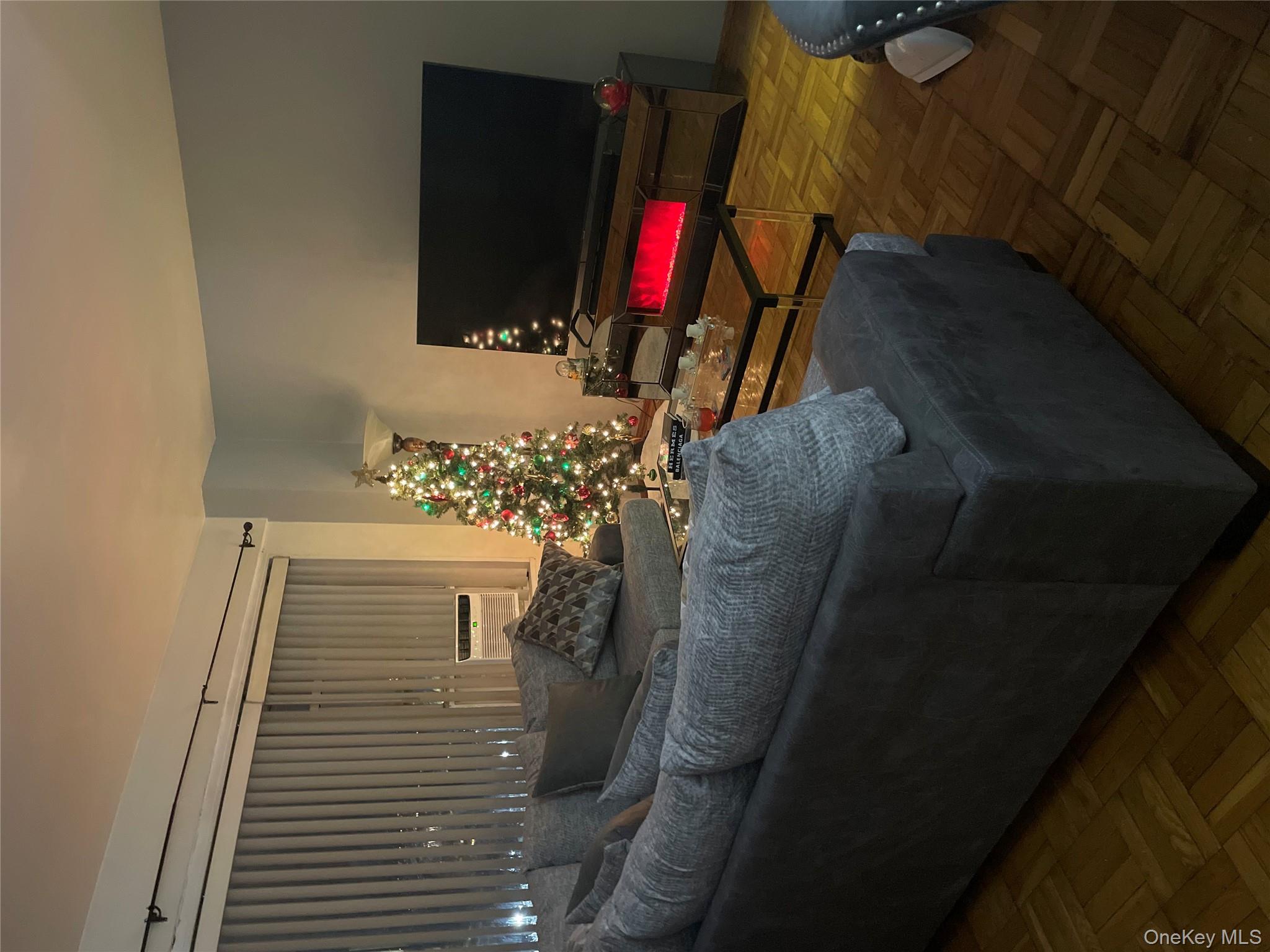 #6 photo, 1 Fordham Hill Oval, Bronx , NY 10468