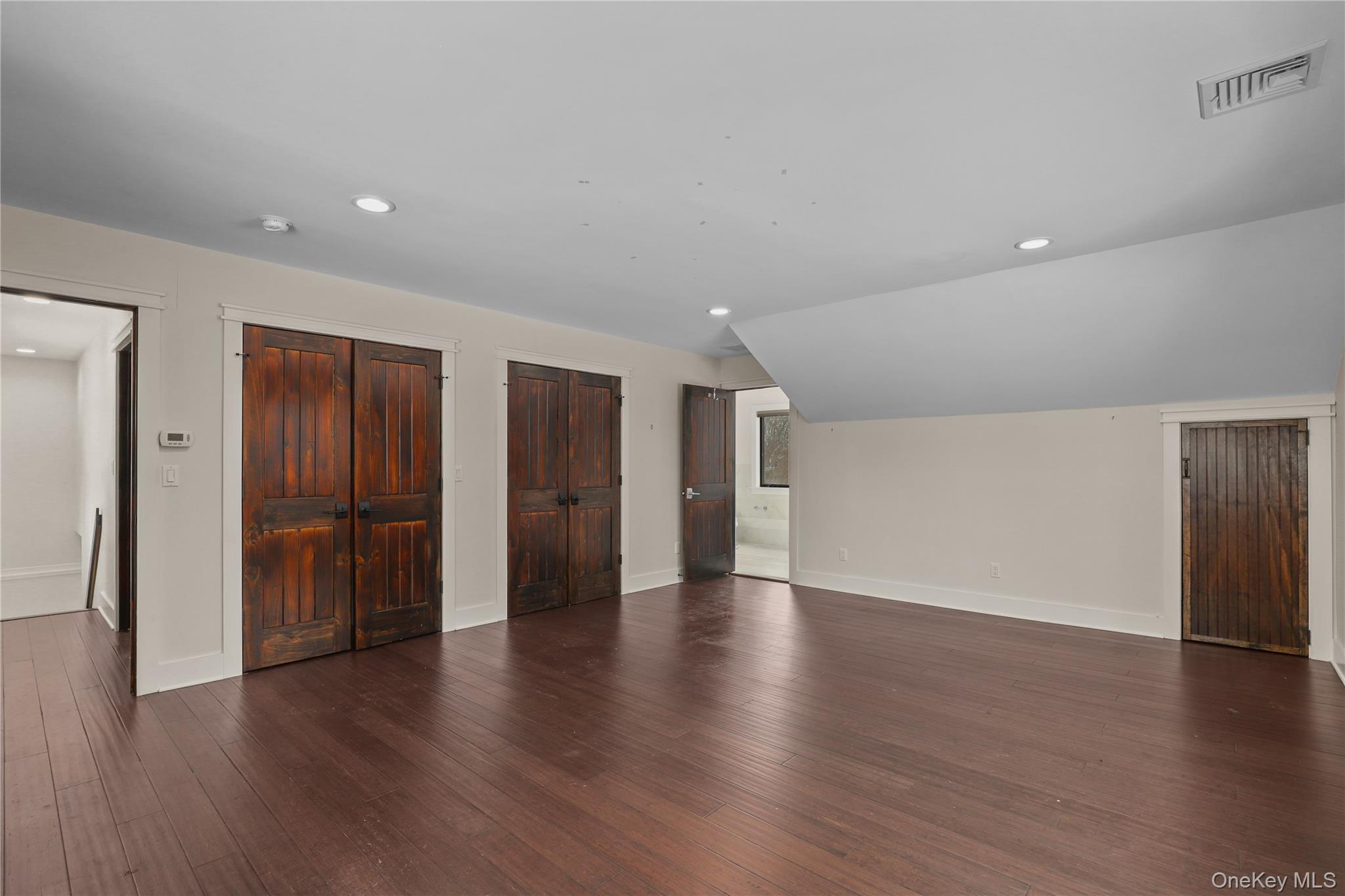 #14 photo, 600 Cantitoe Street, Bedford , NY 10506