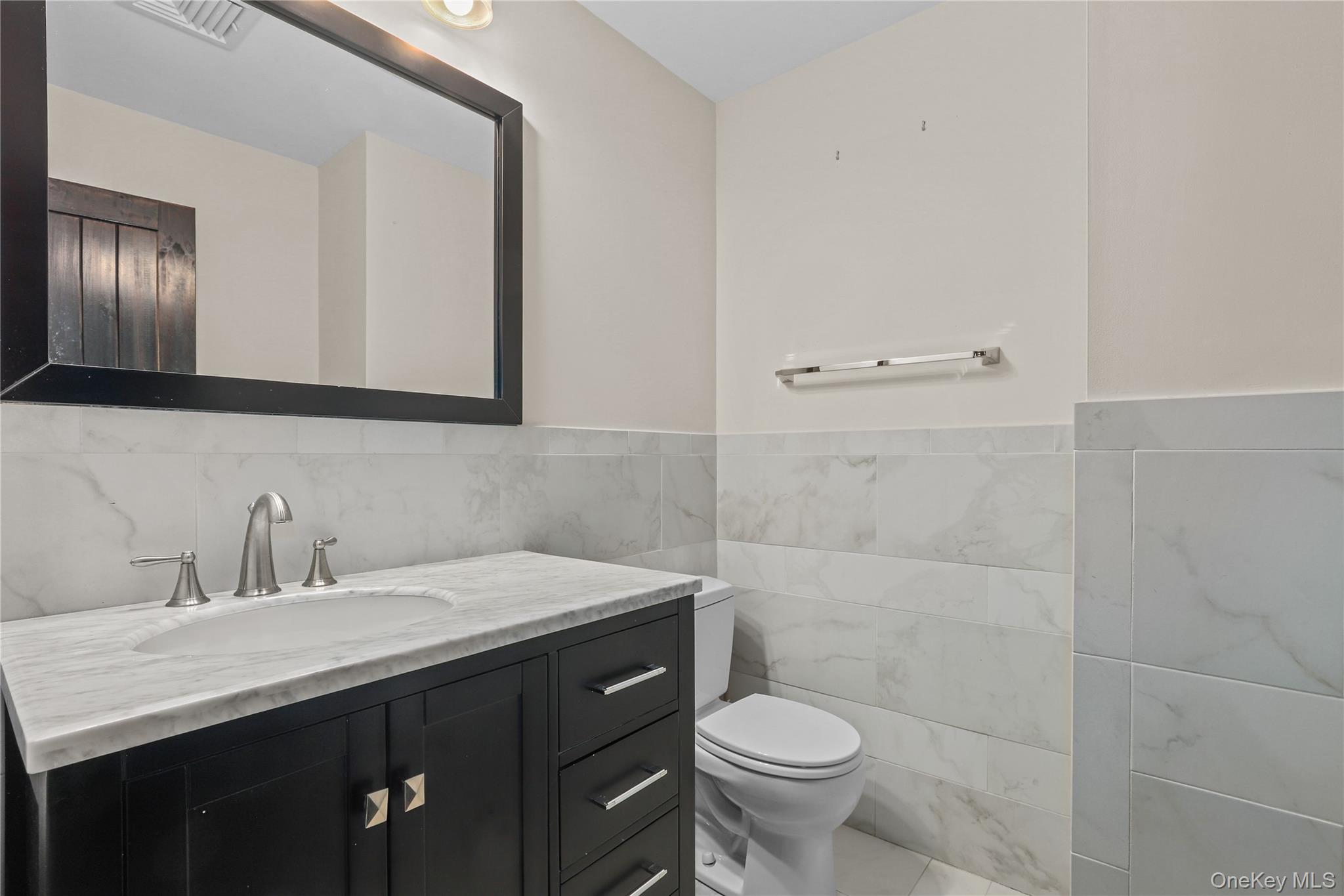 #16 photo, 600 Cantitoe Street, Bedford , NY 10506