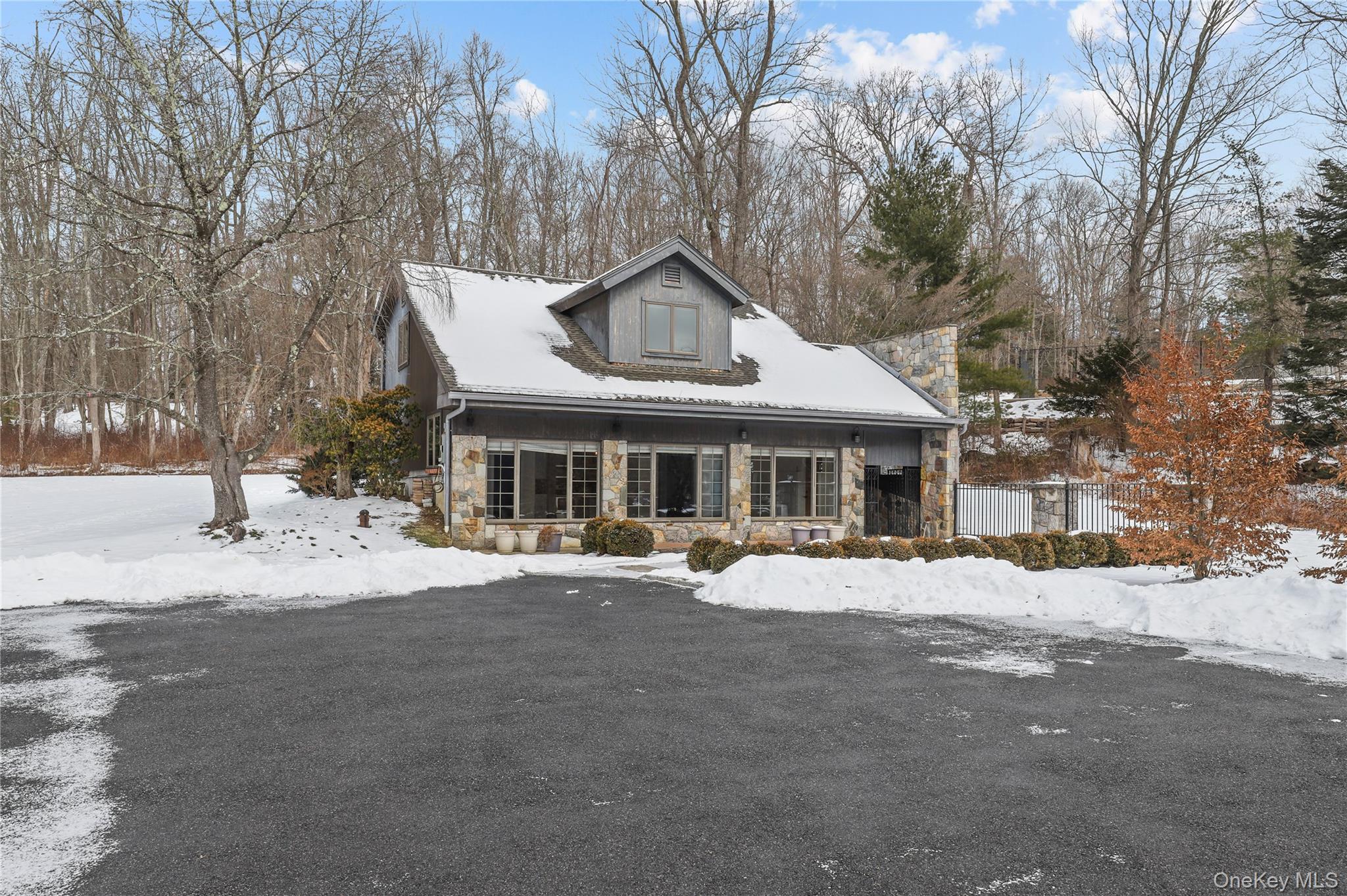 #19 photo, 600 Cantitoe Street, Bedford , NY 10506