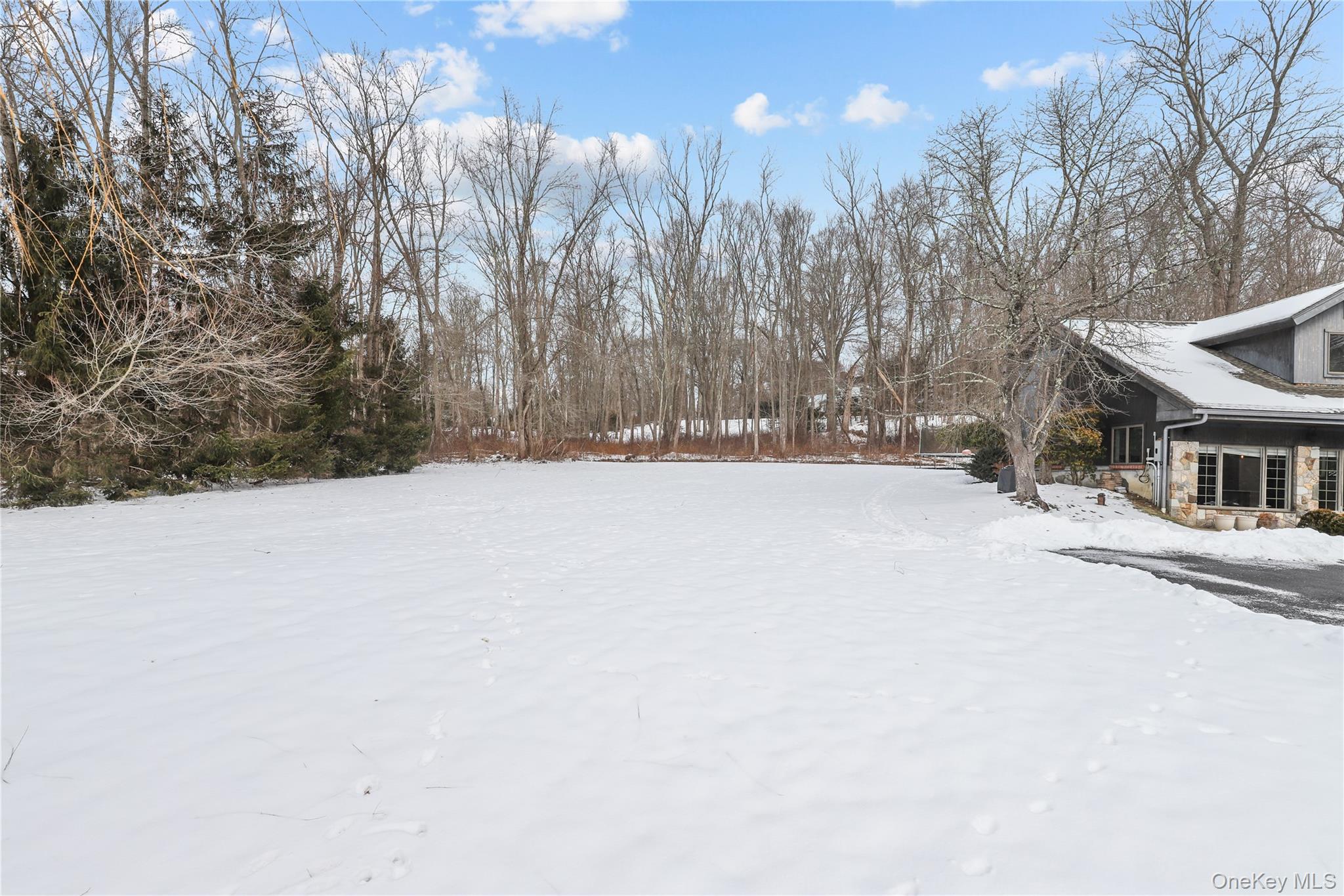 #20 photo, 600 Cantitoe Street, Bedford , NY 10506