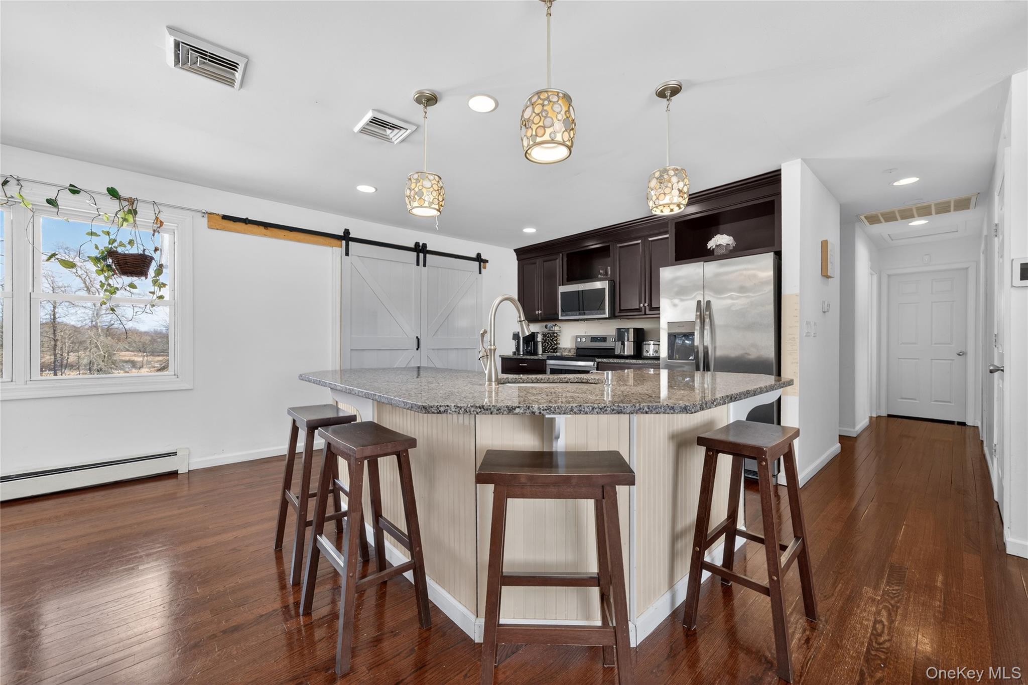 #12 photo, 1076 Hoagerburgh Road, 뉴욕주 Wallkill , NY 12589