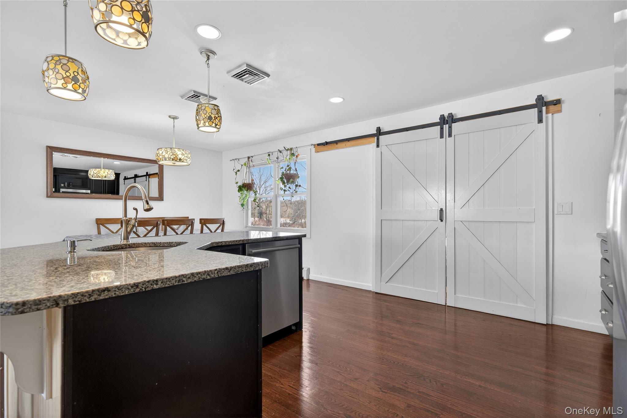 #16 photo, 1076 Hoagerburgh Road, 뉴욕주 Wallkill , NY 12589