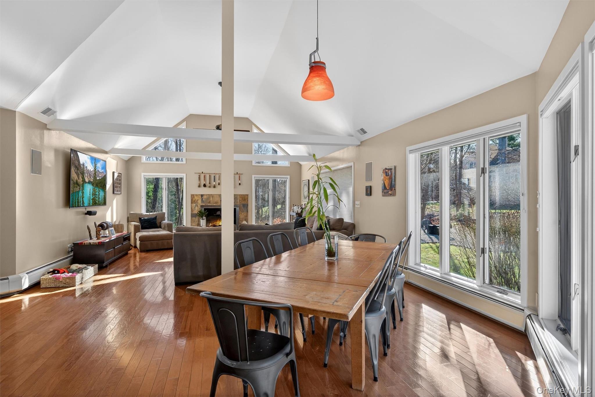 #14 photo, 13 Zeck Court, Montebello , NY 10901