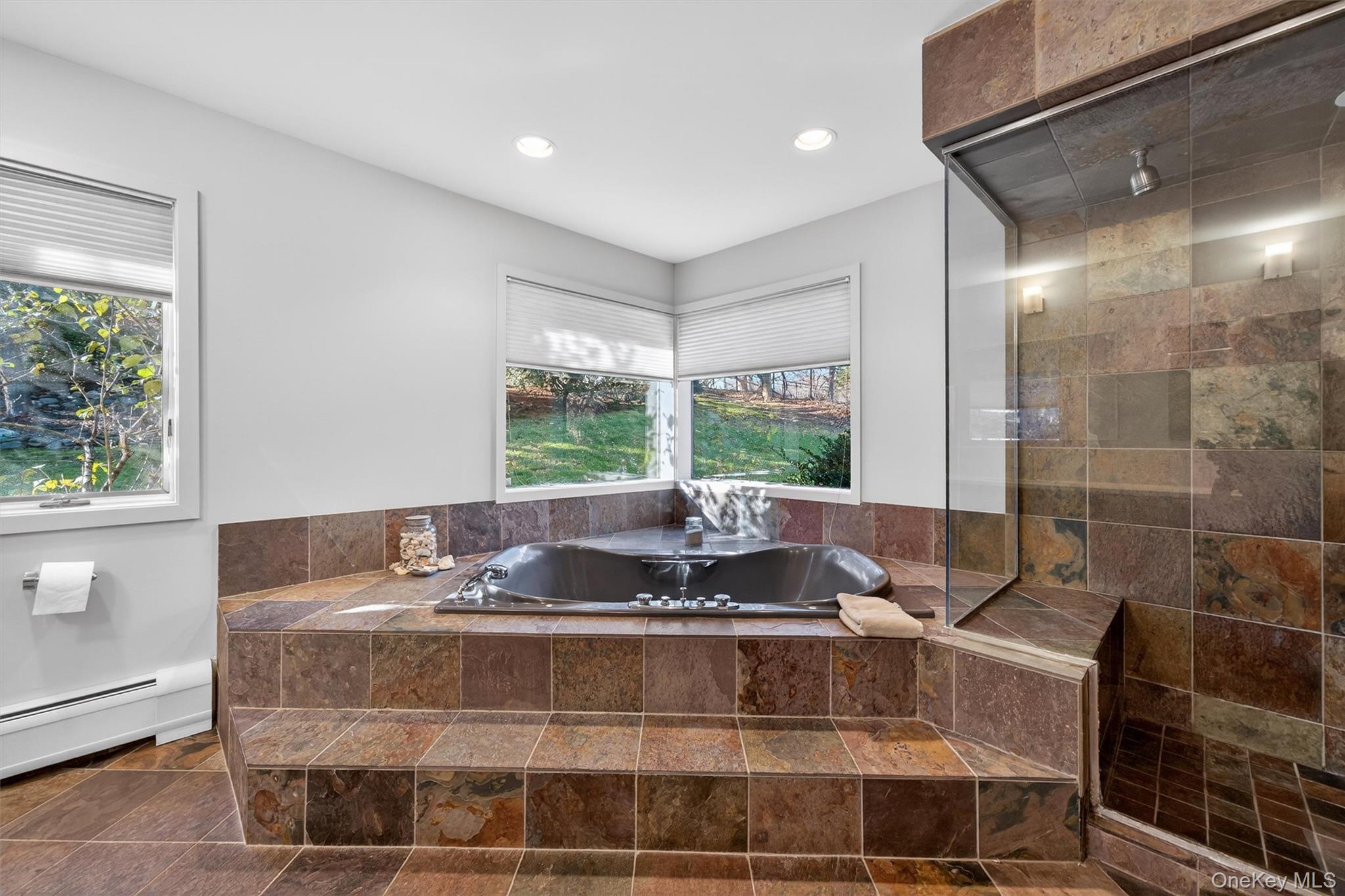 #19 photo, 13 Zeck Court, Montebello , NY 10901