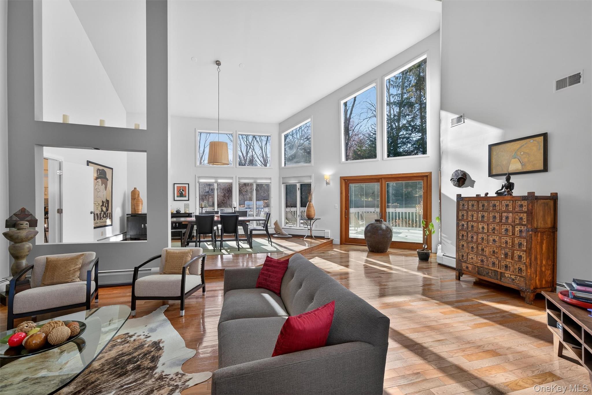 #8 photo, 13 Zeck Court, Montebello , NY 10901