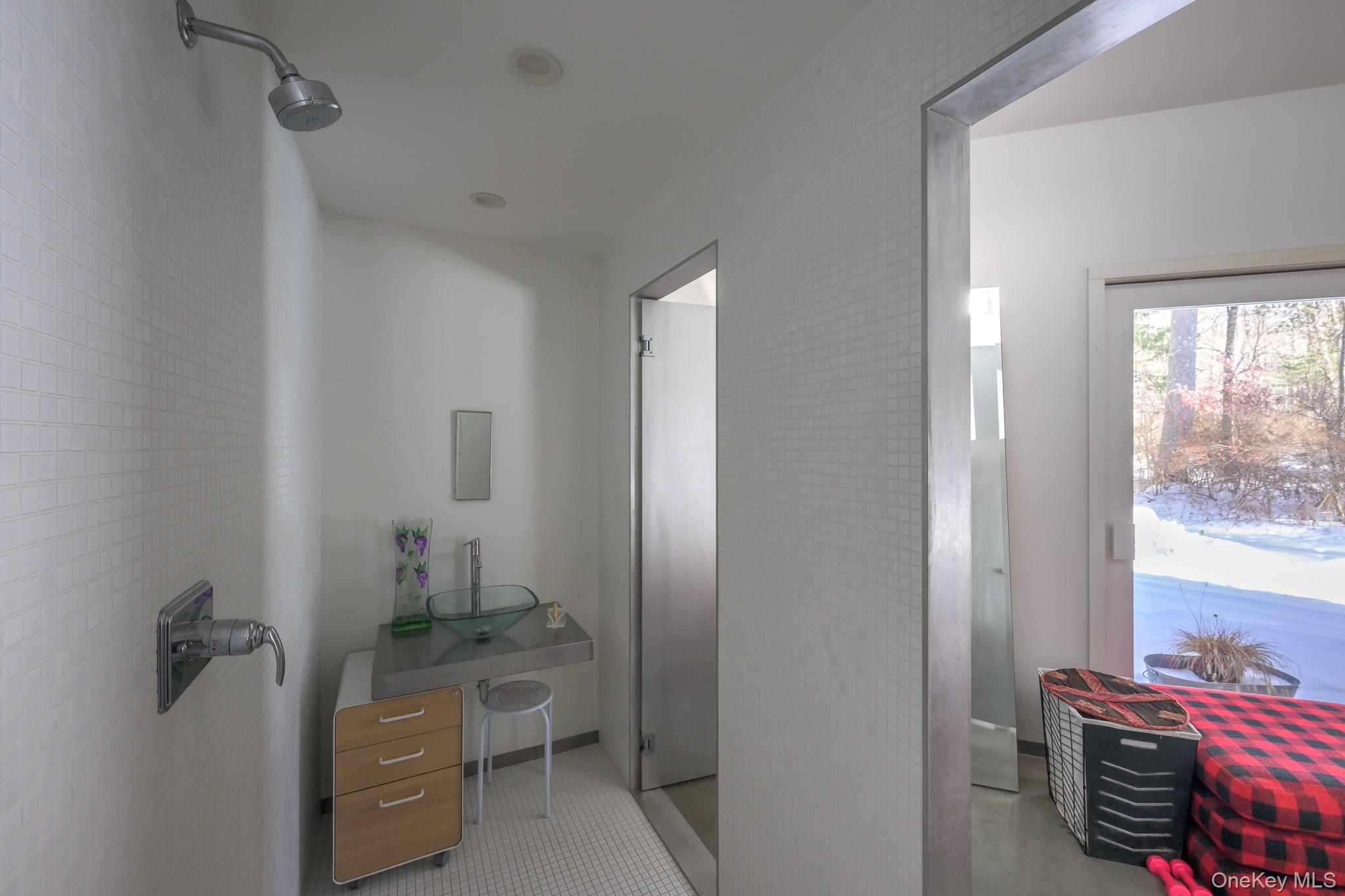 #19 photo, 401 Collins Street, Hillsdale , NY 12529