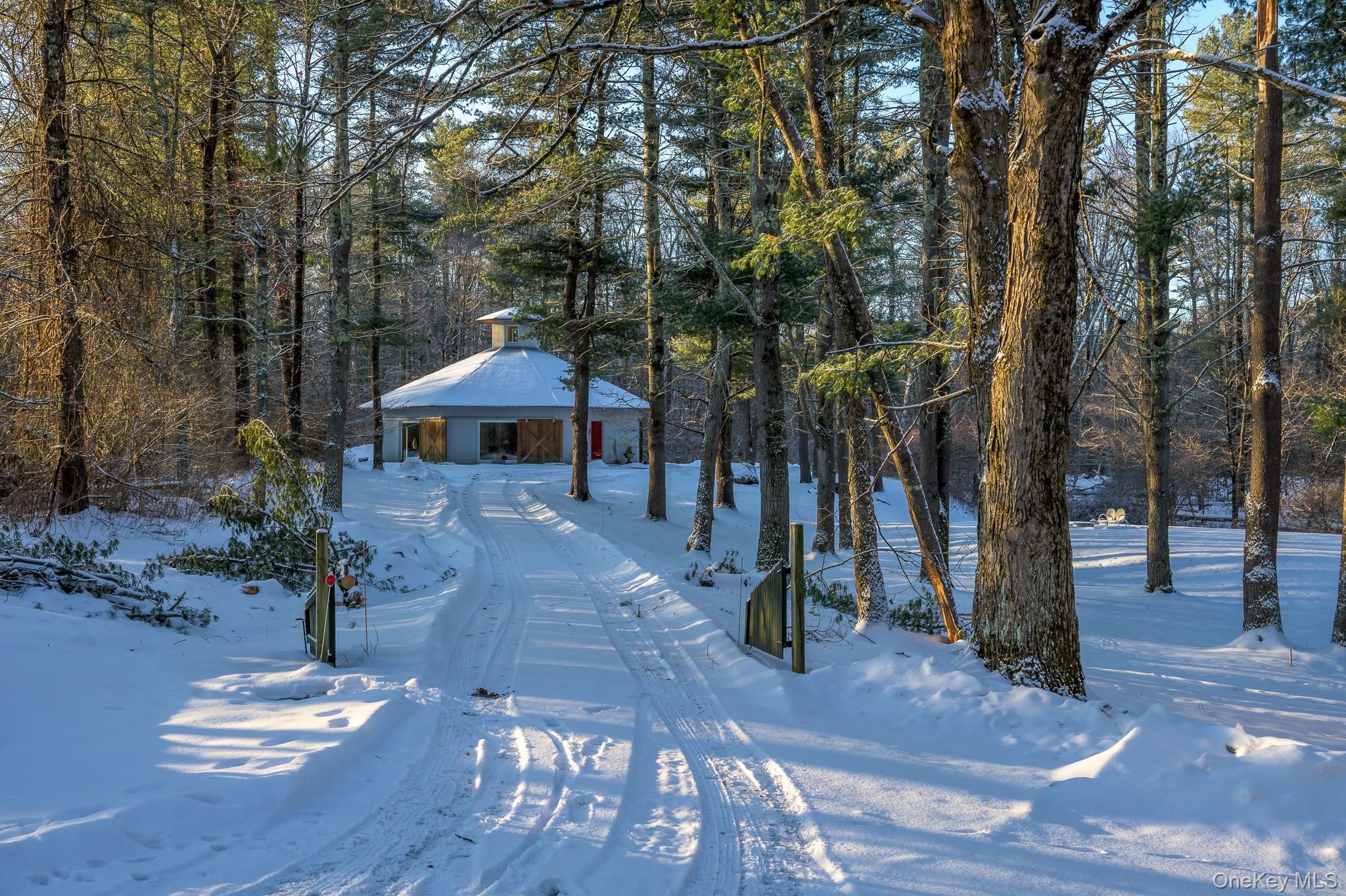 #2 photo, 401 Collins Street, Hillsdale , NY 12529