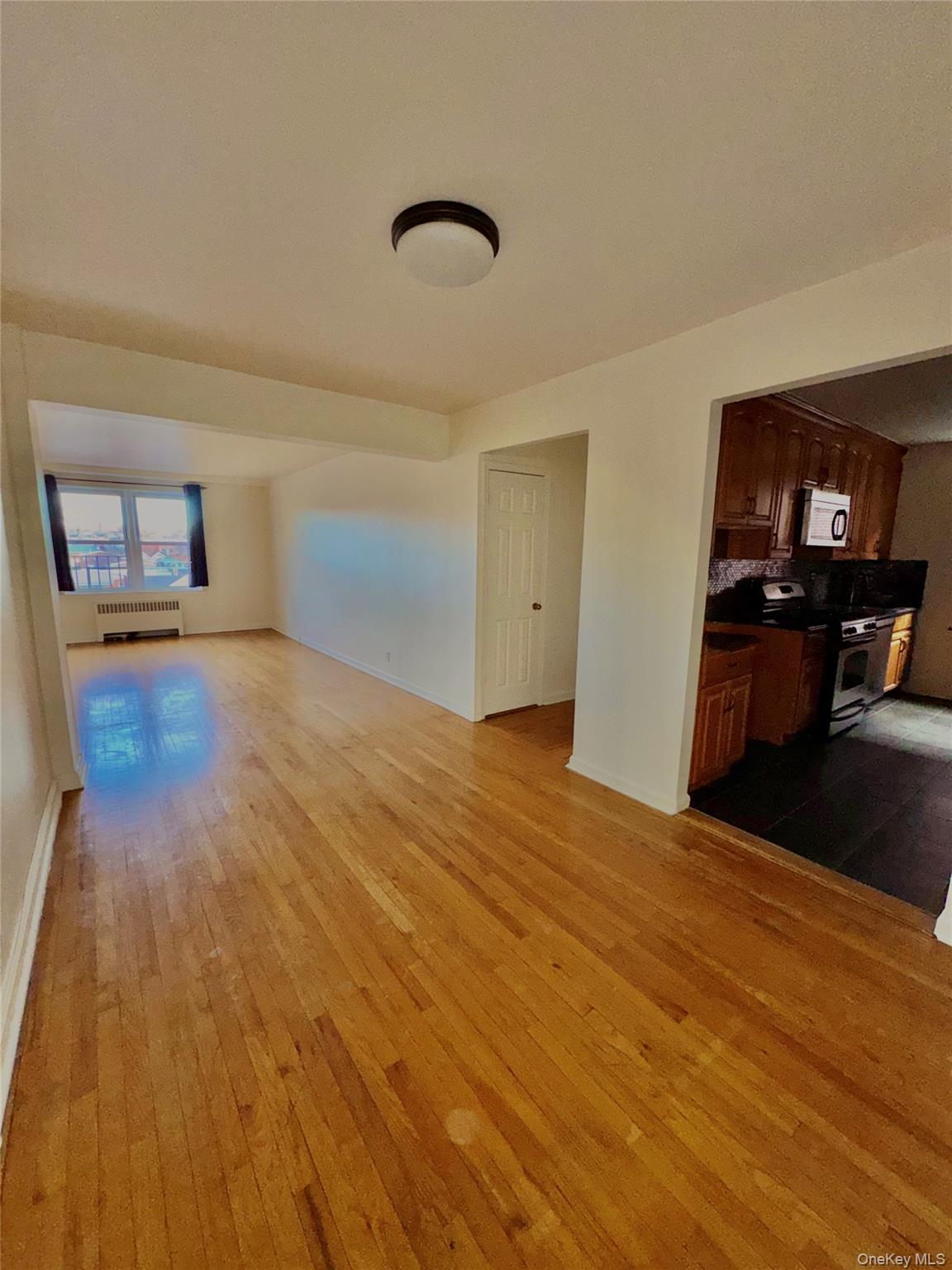 #4 photo, 2090 Barnes Avenue, Bronx , NY 10462