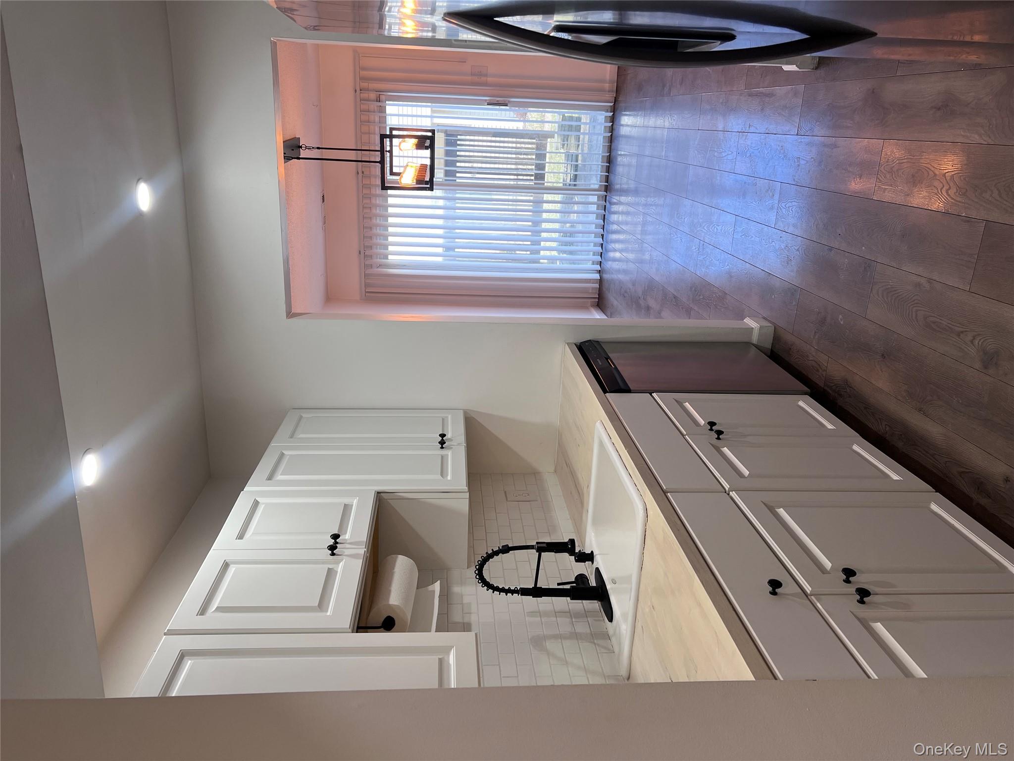 #5 photo, 1107 Whispering Hills, Chester , NY 10918