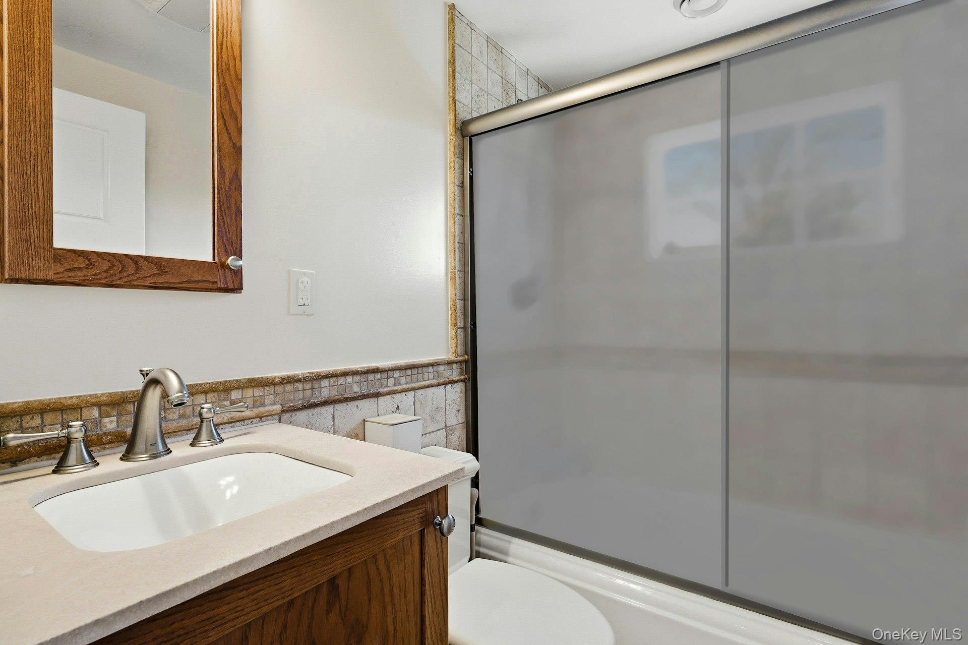 #12 photo, 47 Birch Street, Port Washington , NY 11050