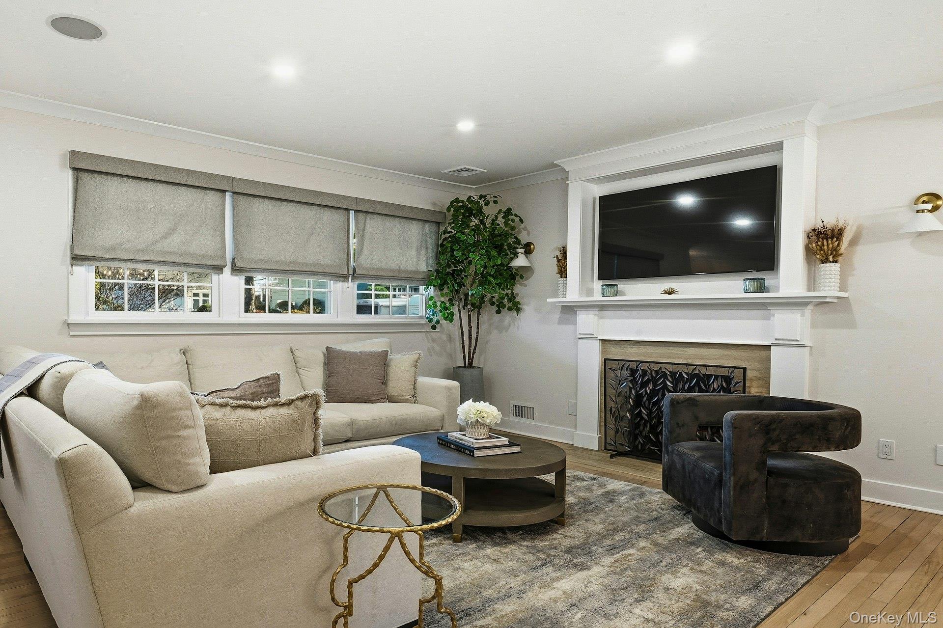 #4 photo, 47 Birch Street, Port Washington , NY 11050