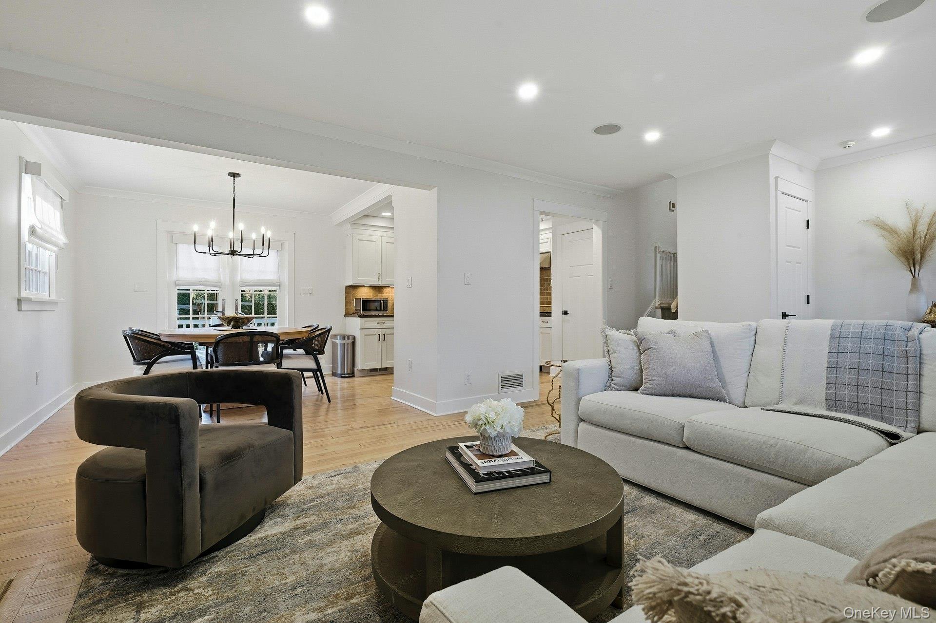 #5 photo, 47 Birch Street, Port Washington , NY 11050