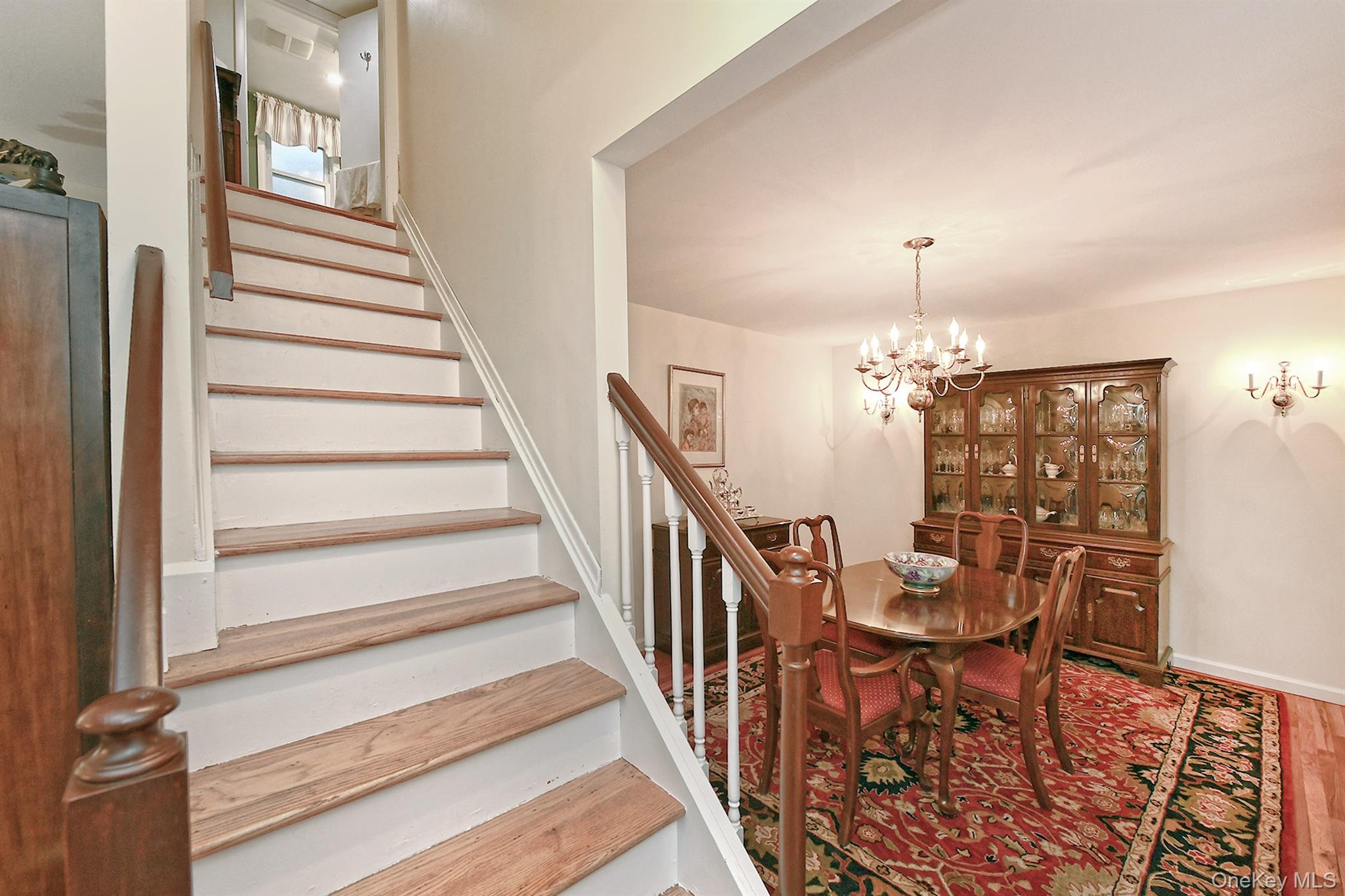 #18 photo, 257 Melville Road, South Huntington , NY 11746