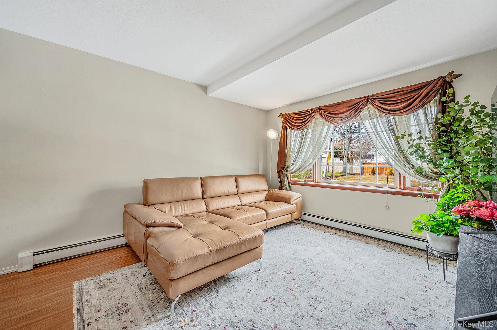 #7 photo, 19 Fairmont Avenue, Саффолк ‖ Patchogue , NY 11772