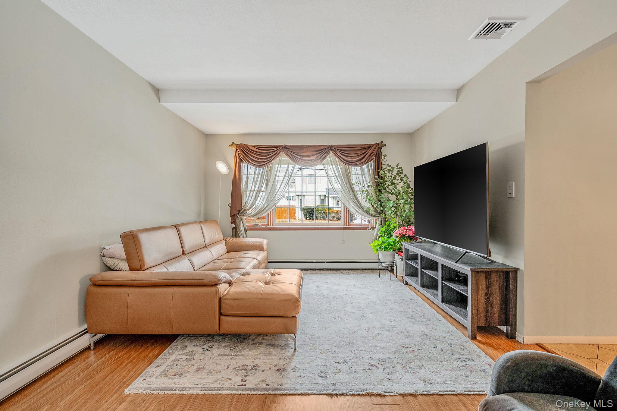 #9 photo, 19 Fairmont Avenue, Саффолк ‖ Patchogue , NY 11772