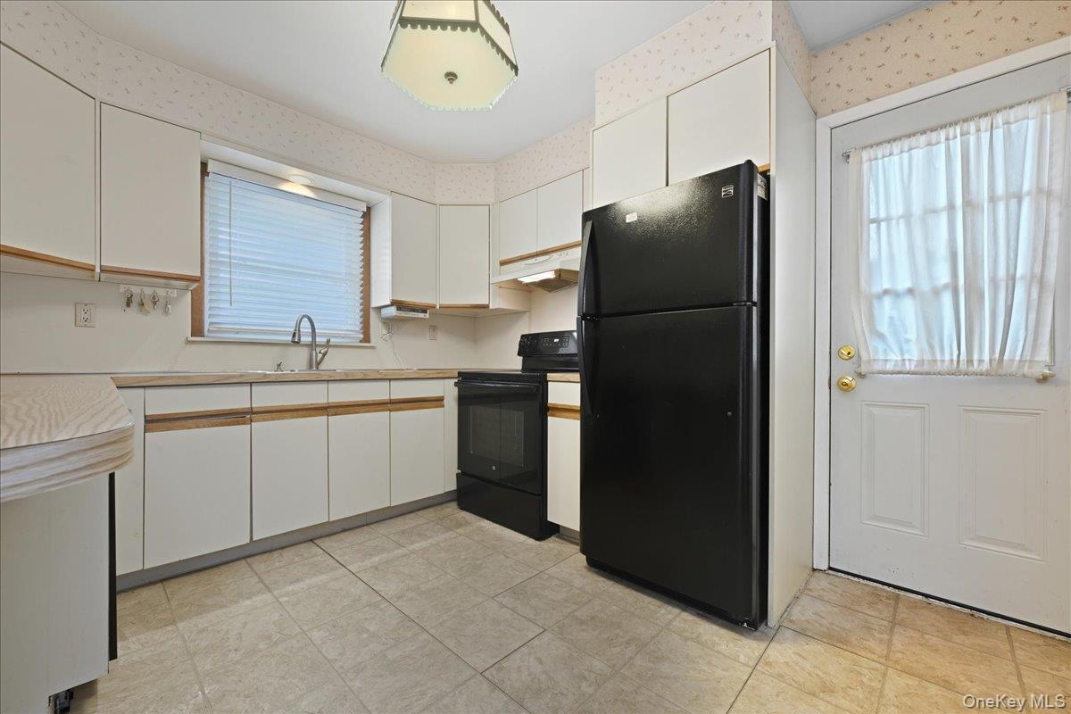 #11 photo, 816 Merillon Avenue, Westbury , NY 11590