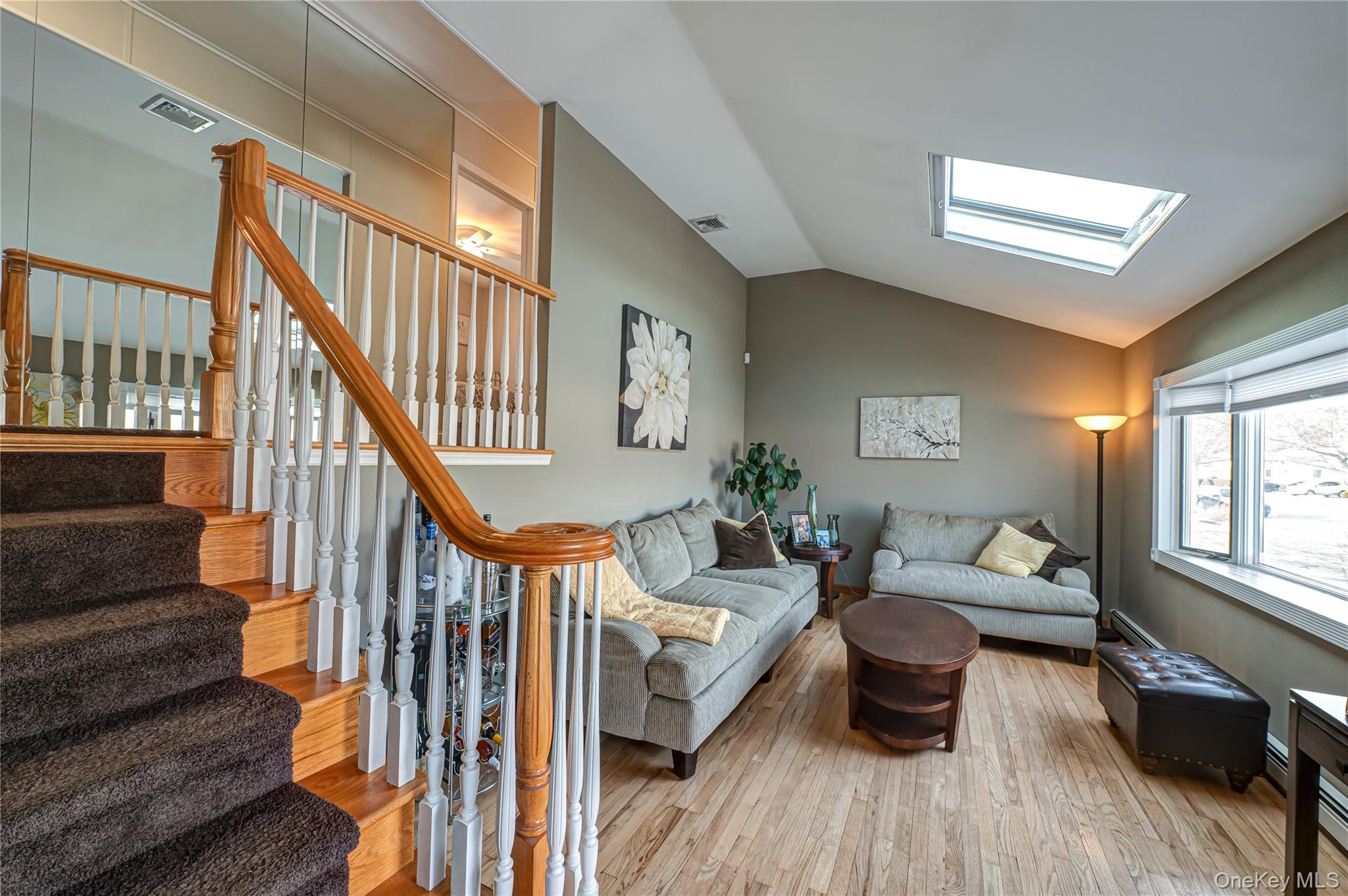 #4 photo, 12 Ida Lane, North Babylon , NY 11703