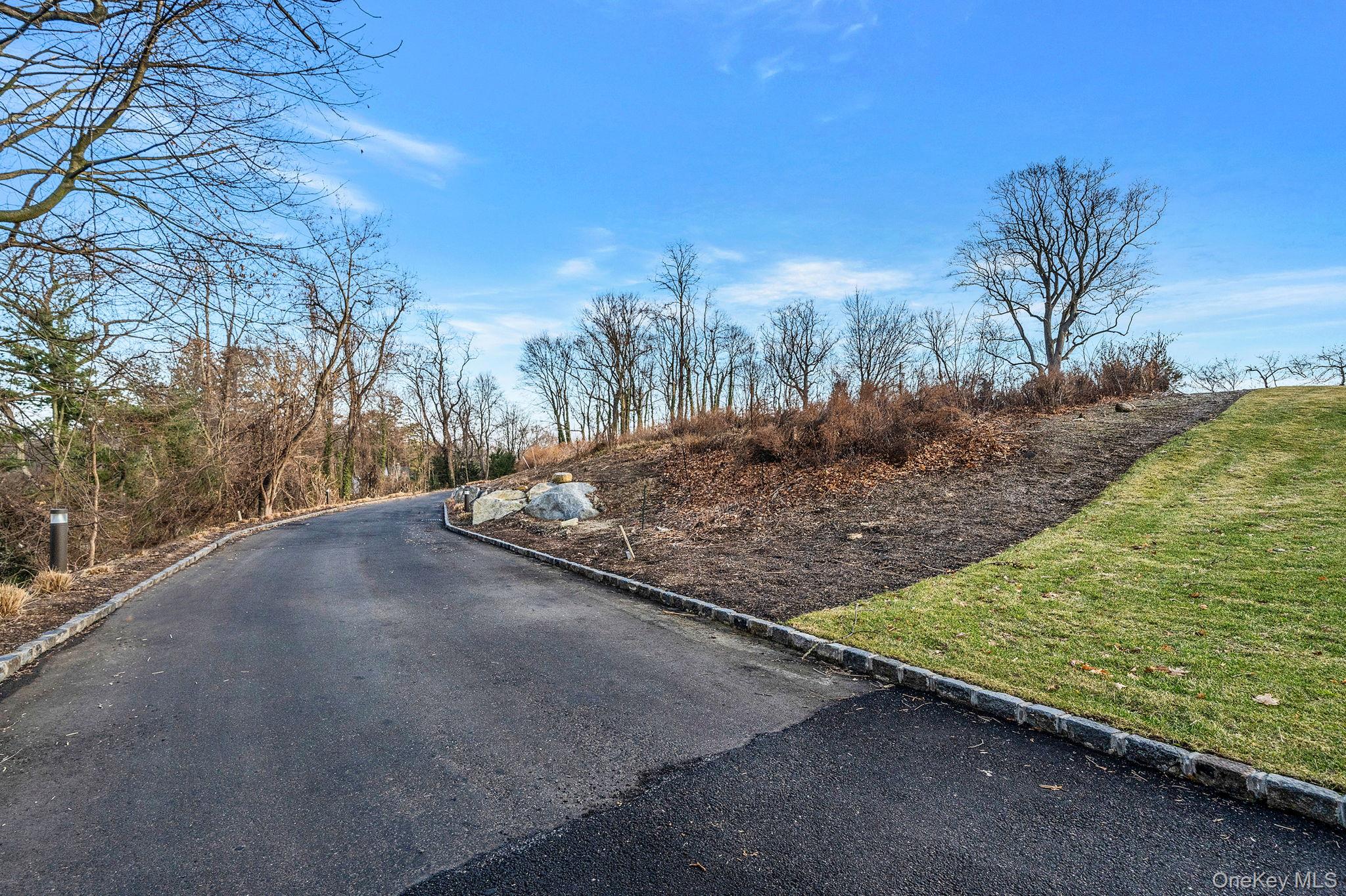 #18 photo, 36 Cow Neck Road, 長島 金沙角 Sands Point , NY 11050