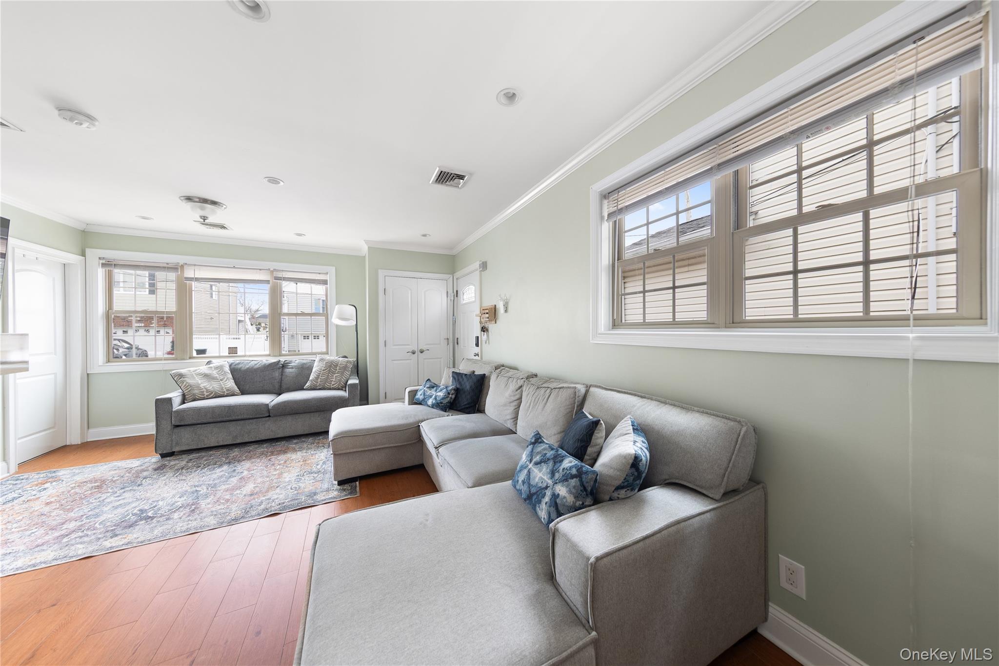 #2 photo, 1137 Washington Place, מחוז נסאו Baldwin , NY 11510