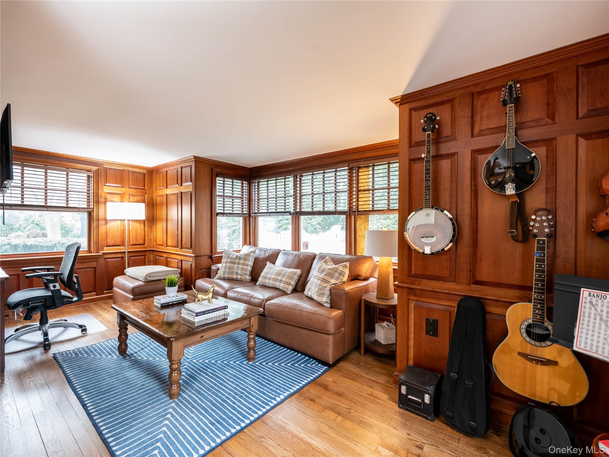 #6 photo, 126 Northwoods Road, Manhasset , NY 11030