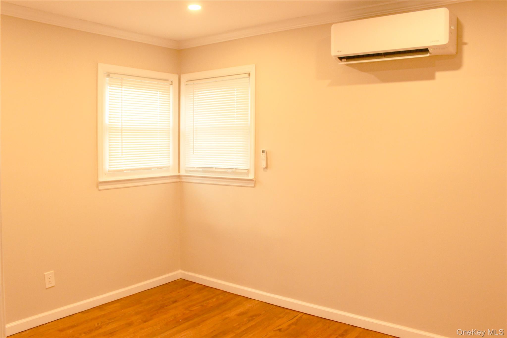 #17 photo, 121 Nassau Boulevard, West Hempstead , NY 11552