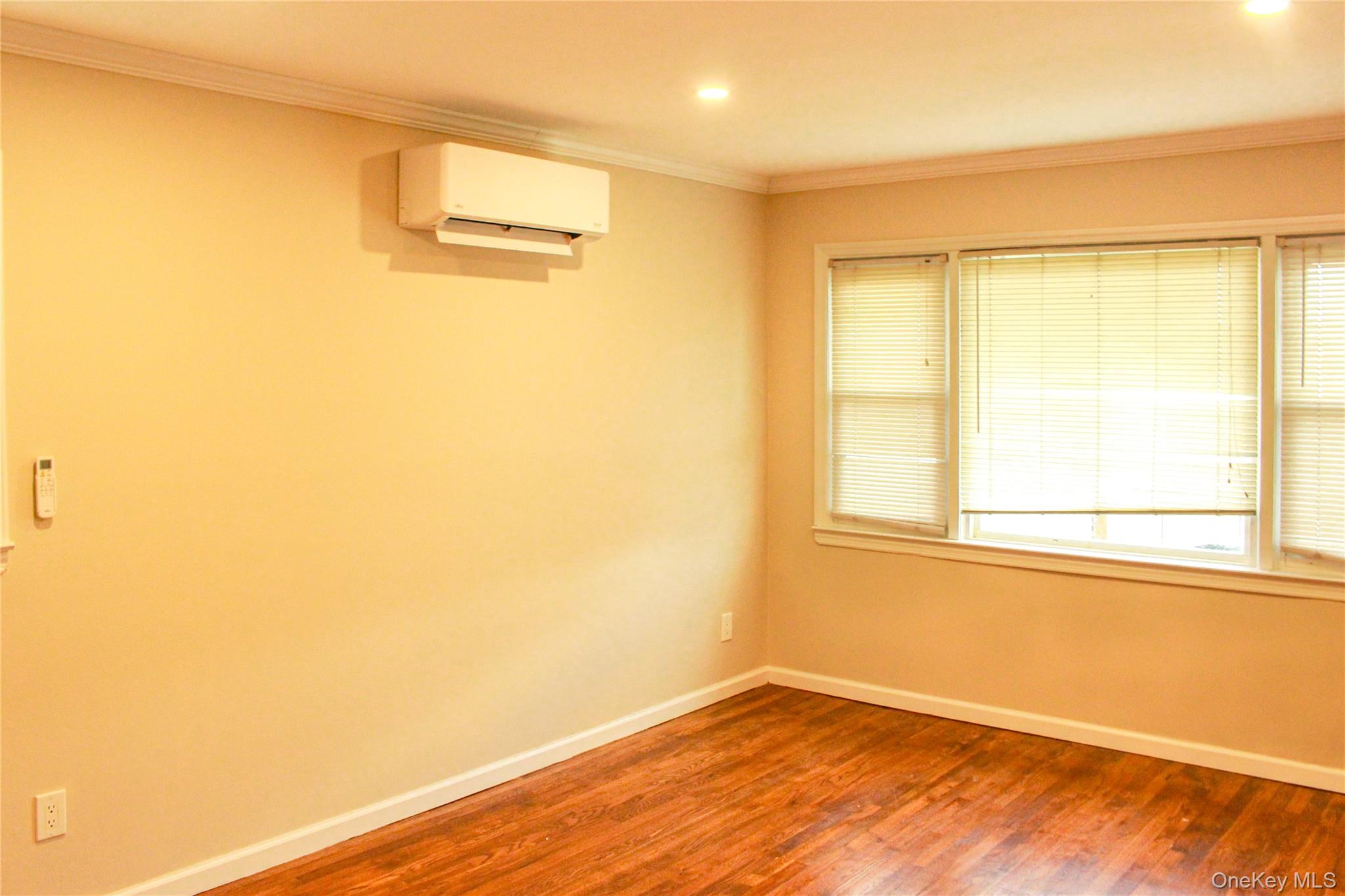 #3 photo, 121 Nassau Boulevard, West Hempstead , NY 11552