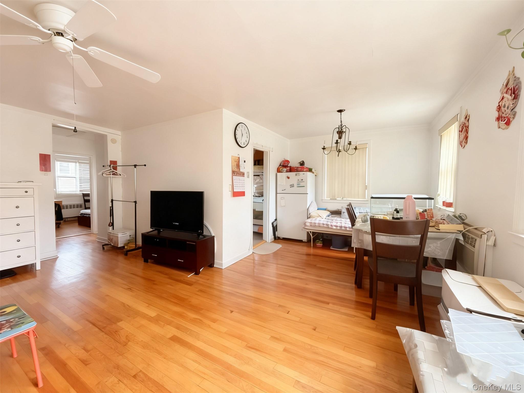 #2 photo, 15223 Jewel Avenue, Flushing , NY 11367