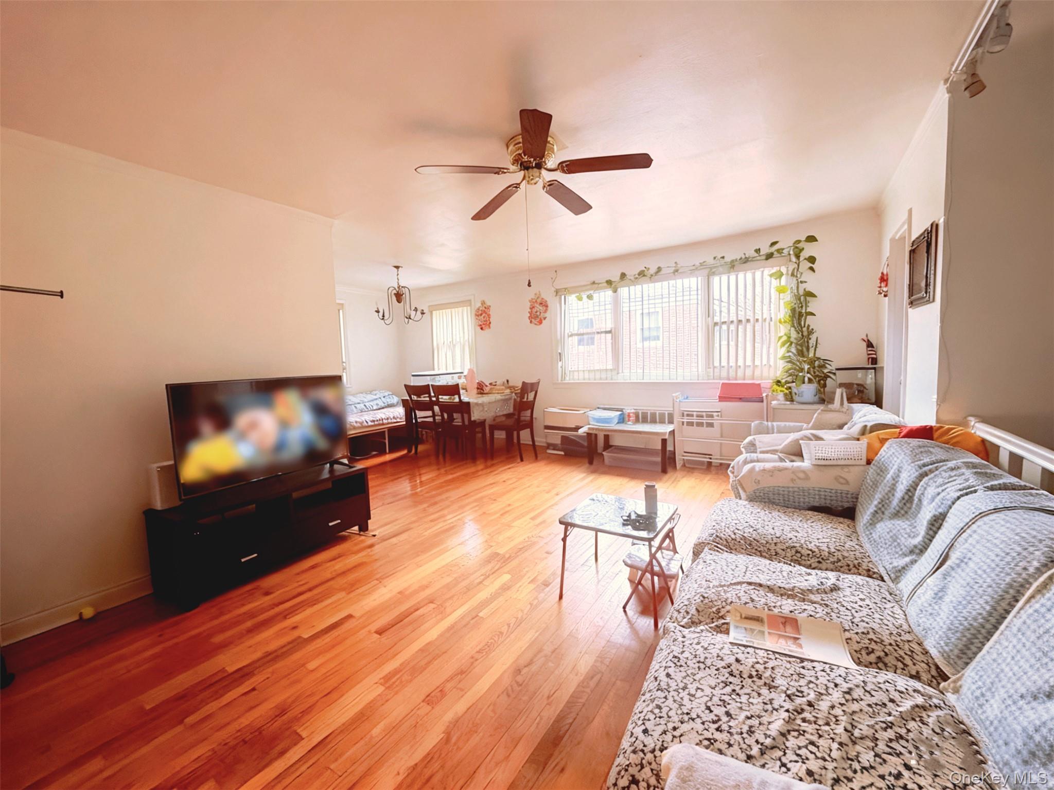 #3 photo, 15223 Jewel Avenue, Flushing , NY 11367