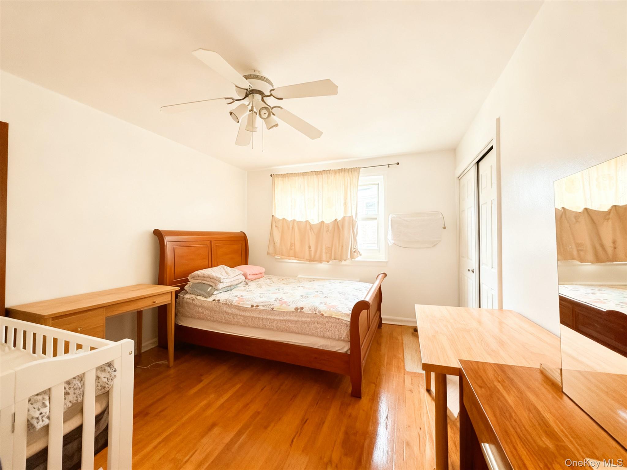 #5 photo, 15223 Jewel Avenue, Flushing , NY 11367