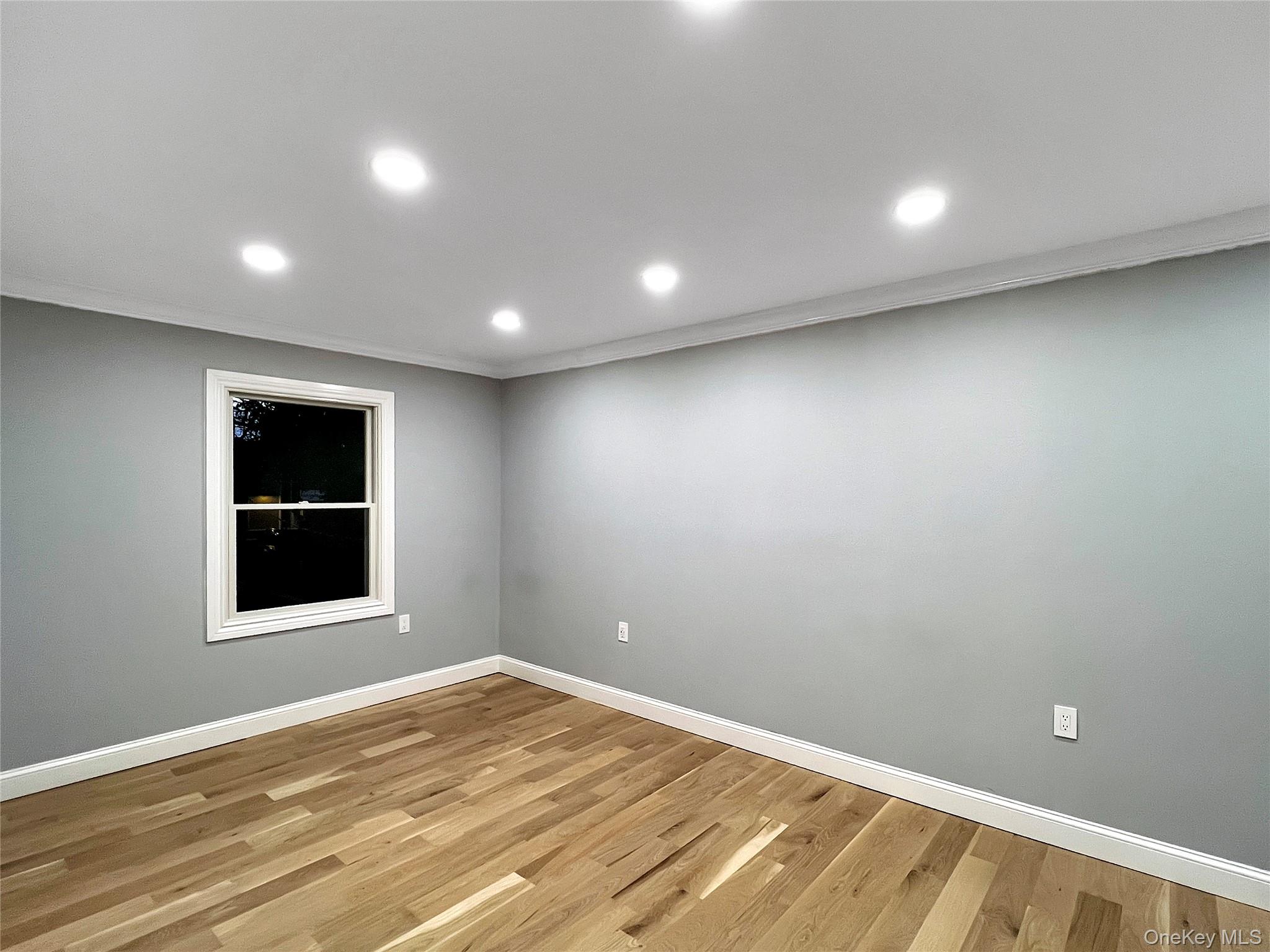 #17 photo, 1020 Stewart Avenue, Bethpage , NY 11714