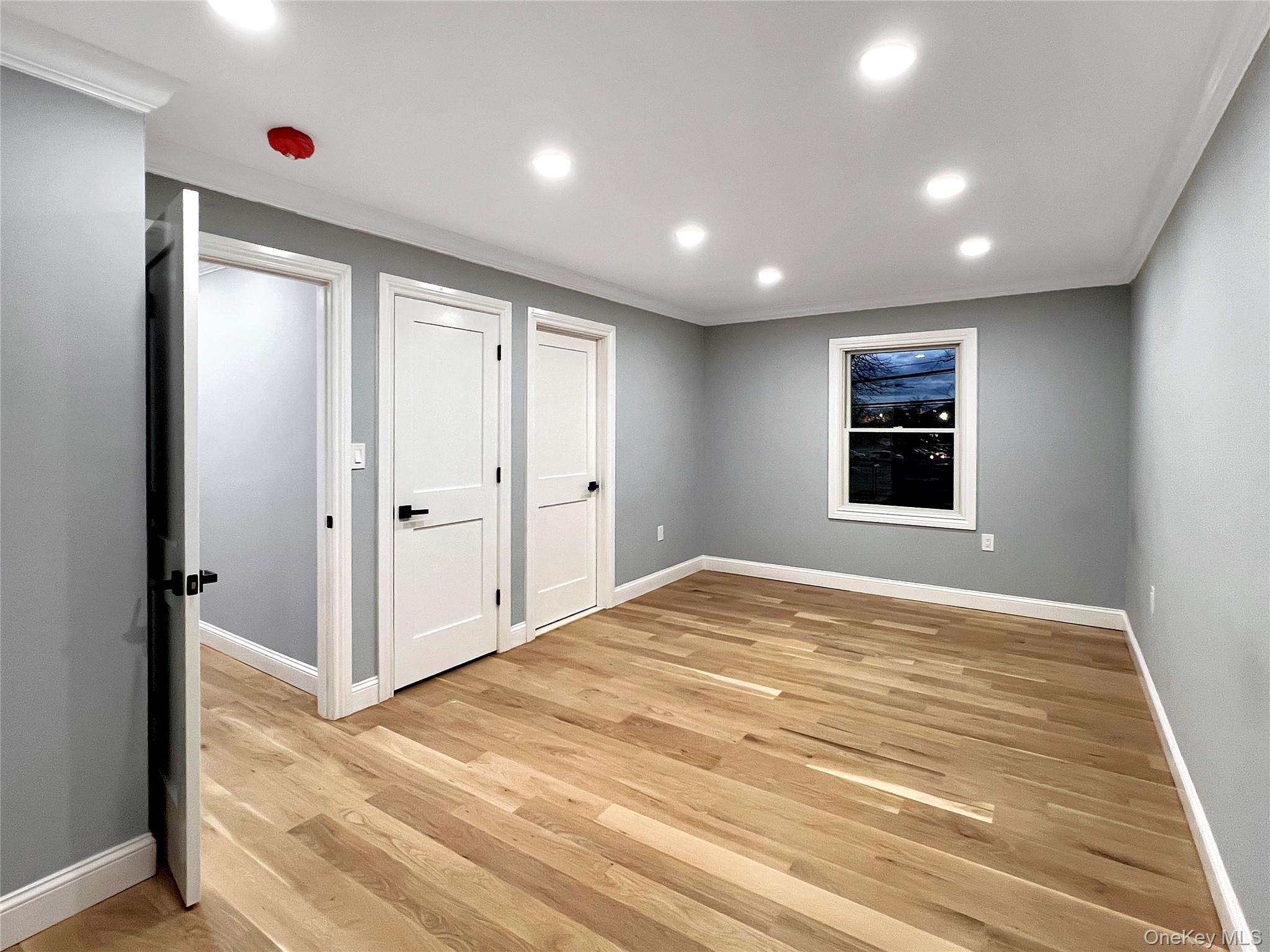 #18 photo, 1020 Stewart Avenue, Bethpage , NY 11714