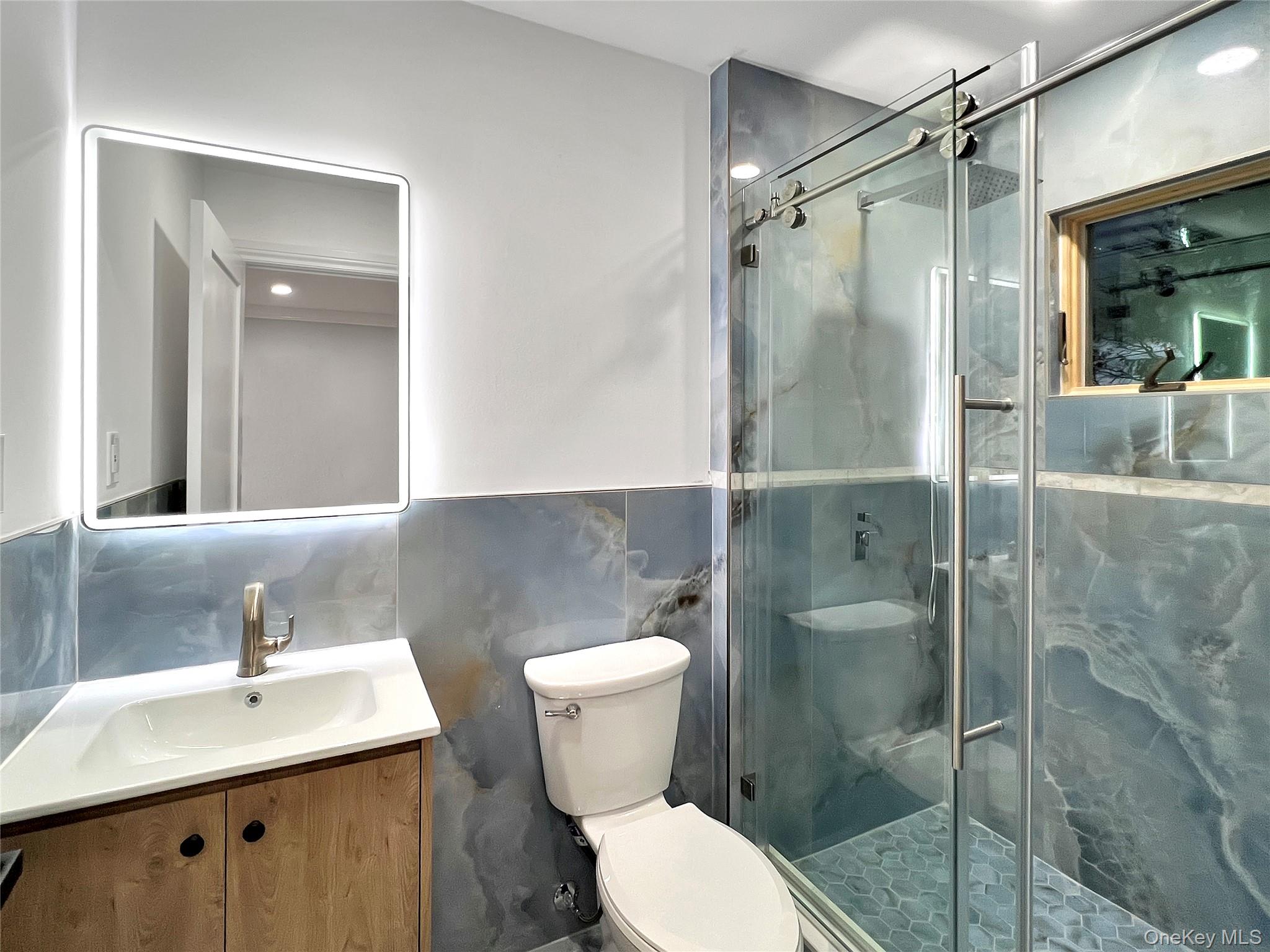 #19 photo, 1020 Stewart Avenue, Bethpage , NY 11714