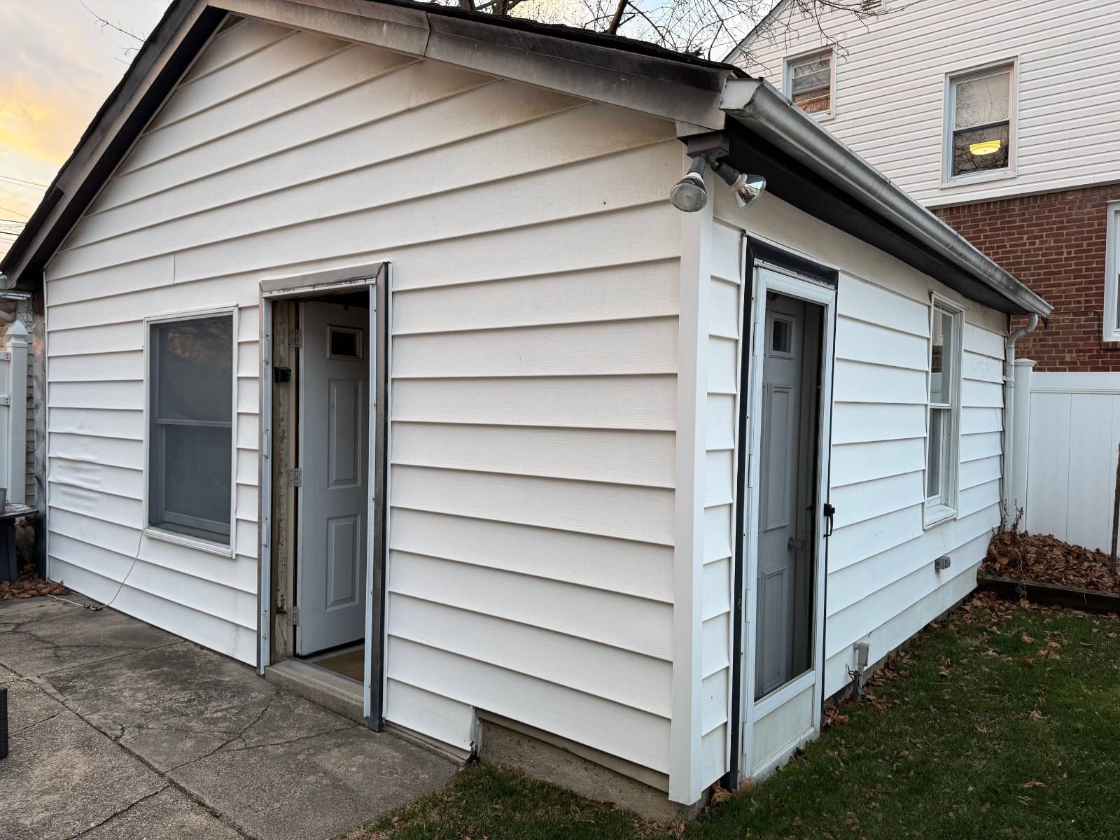 #10 photo, 207-03 34th AVE, BAYSIDE , NY 11361