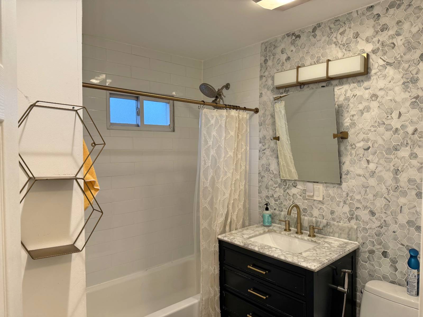 #5 photo, 207-03 34th AVE, BAYSIDE , NY 11361