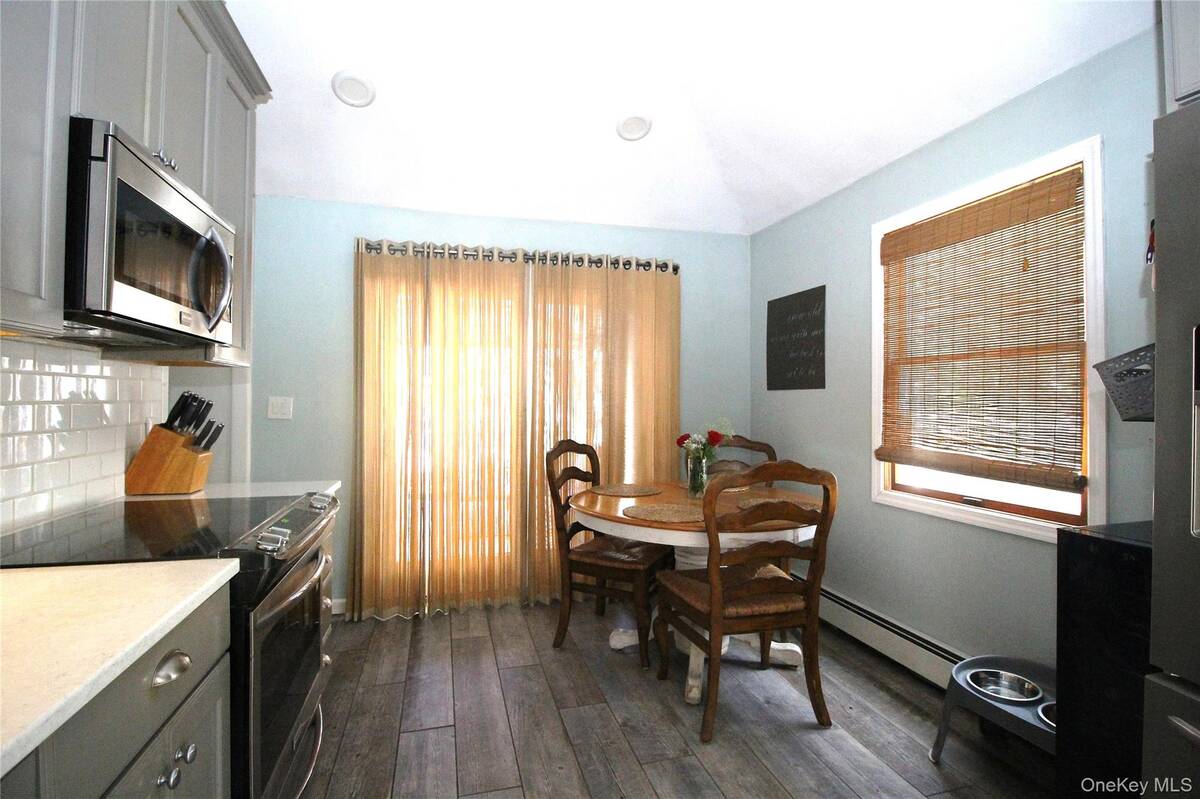 #6 photo, 1346 Pine Drive, Bay Shore , NY 11706