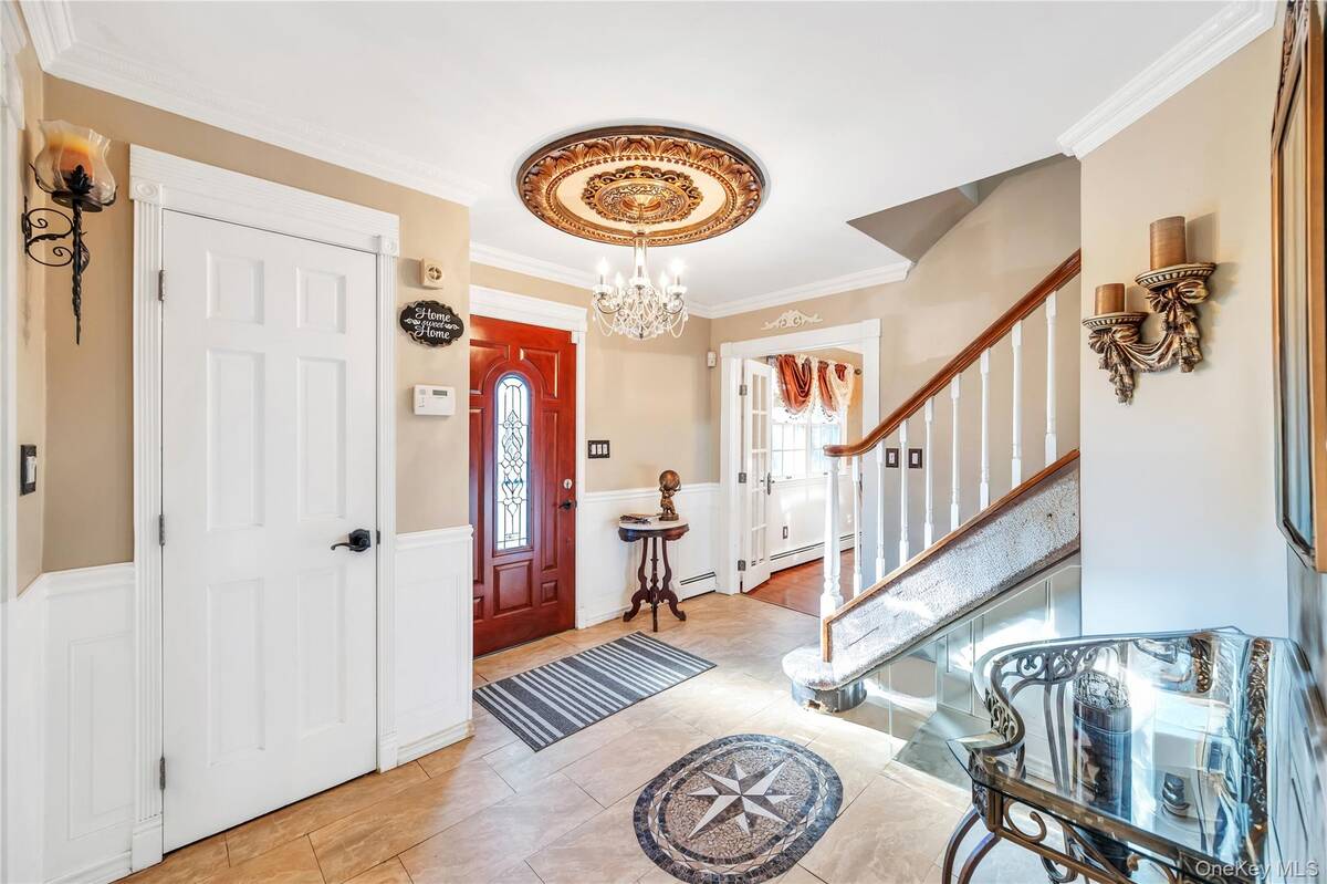 #15 photo, 17 Wall Street, Саффолк ‖ Port Jefferson Station , NY 11776