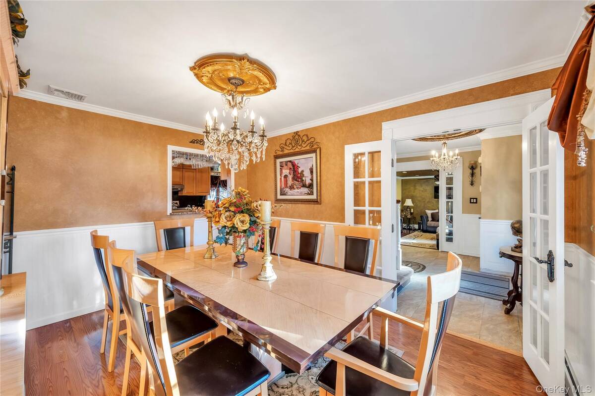 #20 photo, 17 Wall Street, Саффолк ‖ Port Jefferson Station , NY 11776