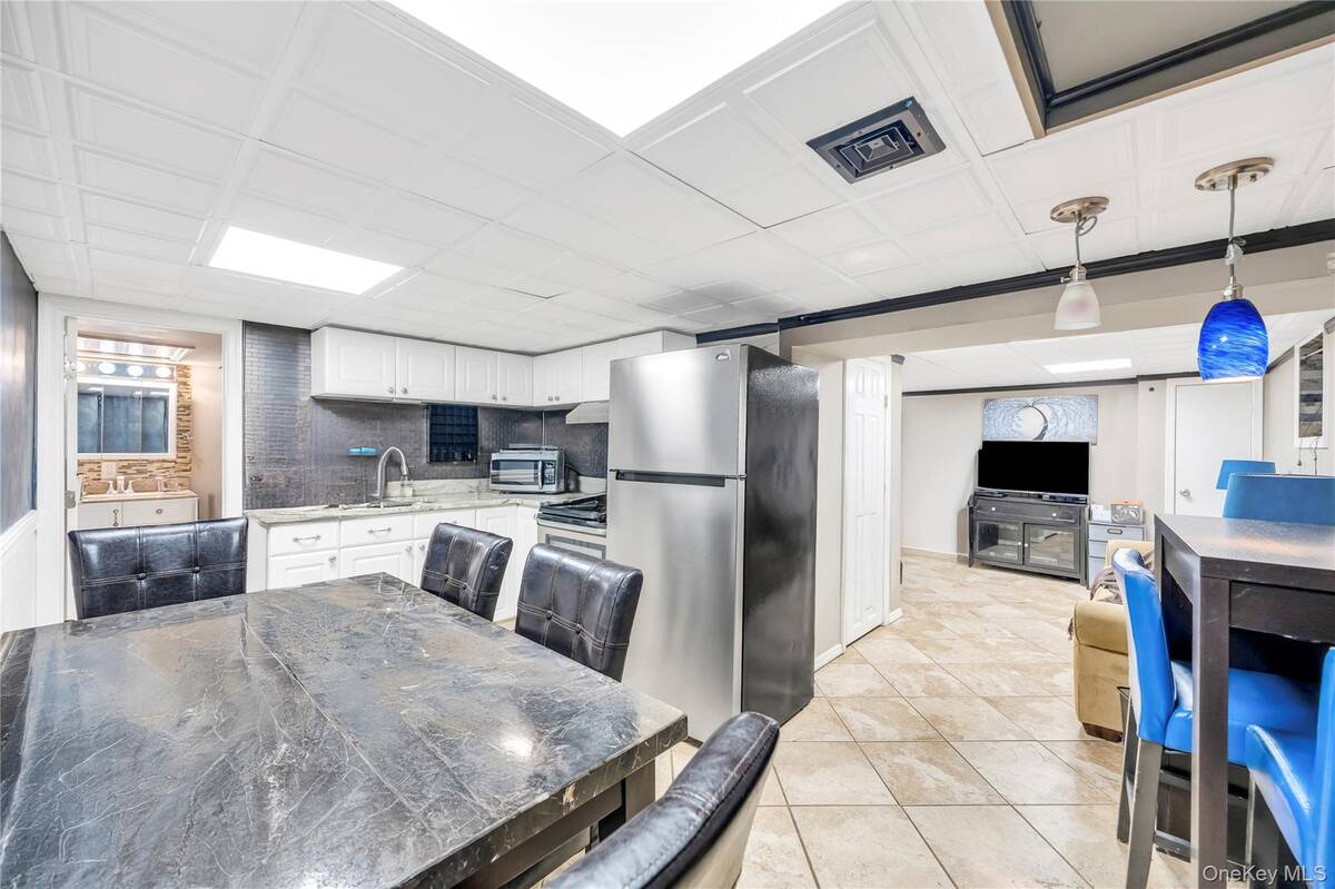 #45 photo, 17 Wall Street, Саффолк ‖ Port Jefferson Station , NY 11776