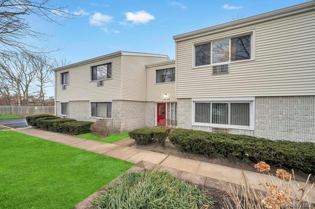 #2 photo, 40 Richmond Boulevard, #3B, Ronkonkoma , NY 11779