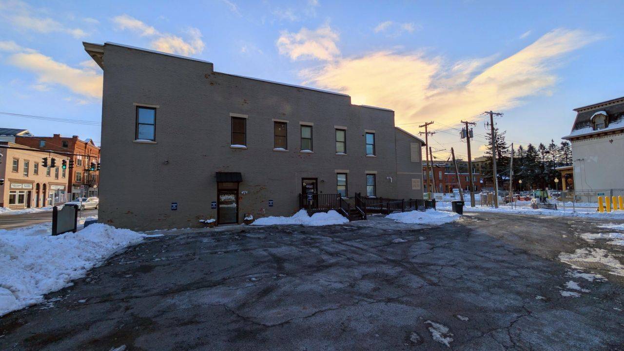 #4 photo, 58  Church St, #2, Saratoga Springs , NY 12866