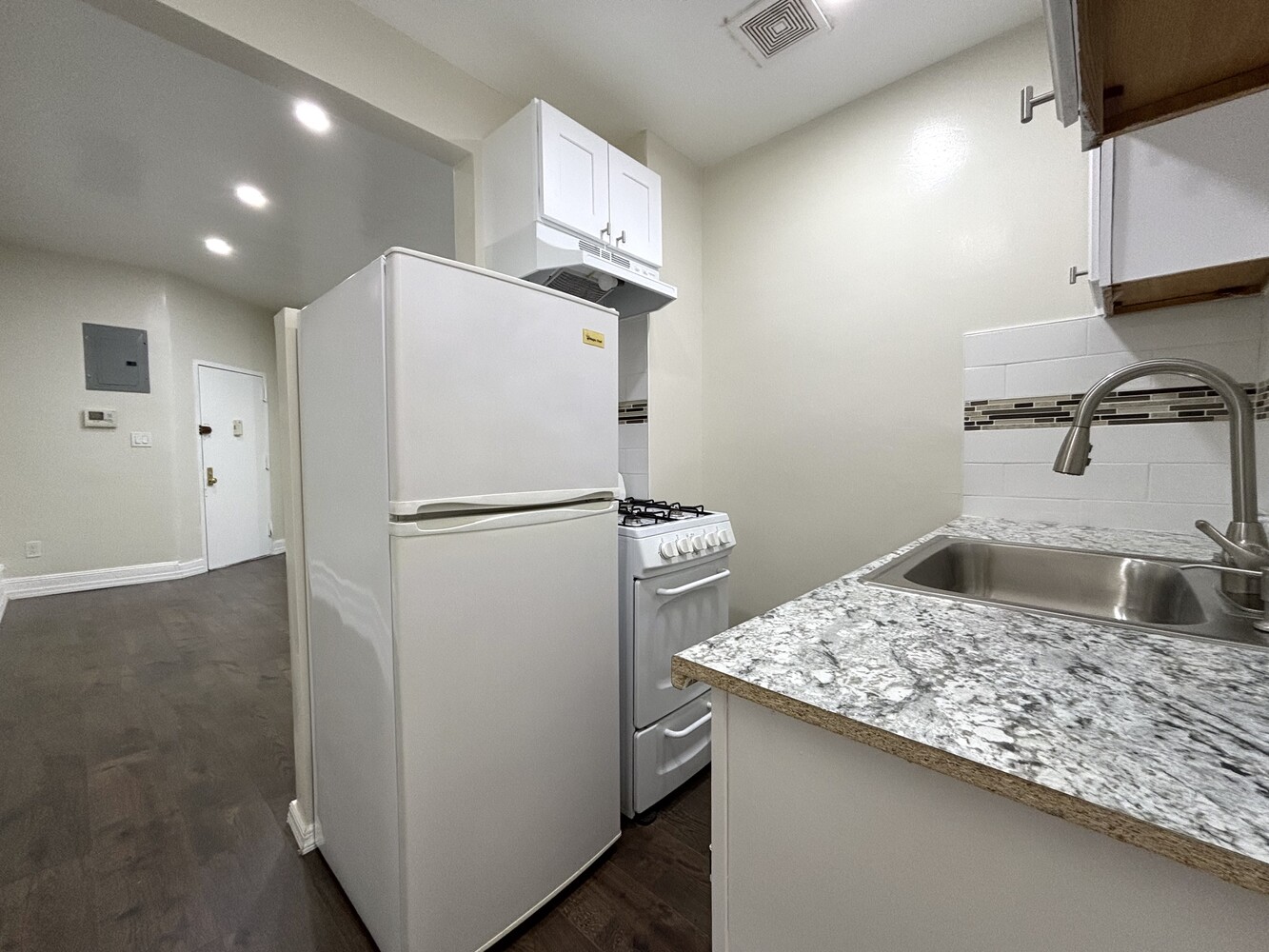 #3 photo, 511 W 142ND Street, Hamilton Heights , NY 10031